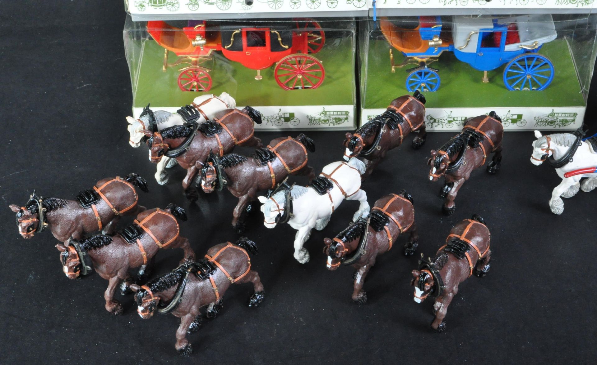 VINTAGE BRUMM 1/43 SCALE HORSE DRAWN CARRIAGES & BRITAIN'S HORSES - Bild 2 aus 6