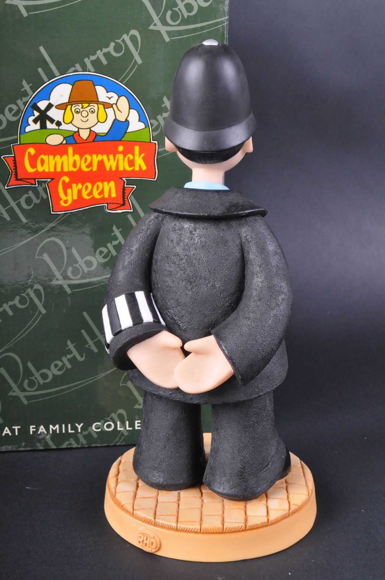 CAMBERWICK GREEN – ROBERT HARROP – FIGURINE / STATUE - Bild 3 aus 4