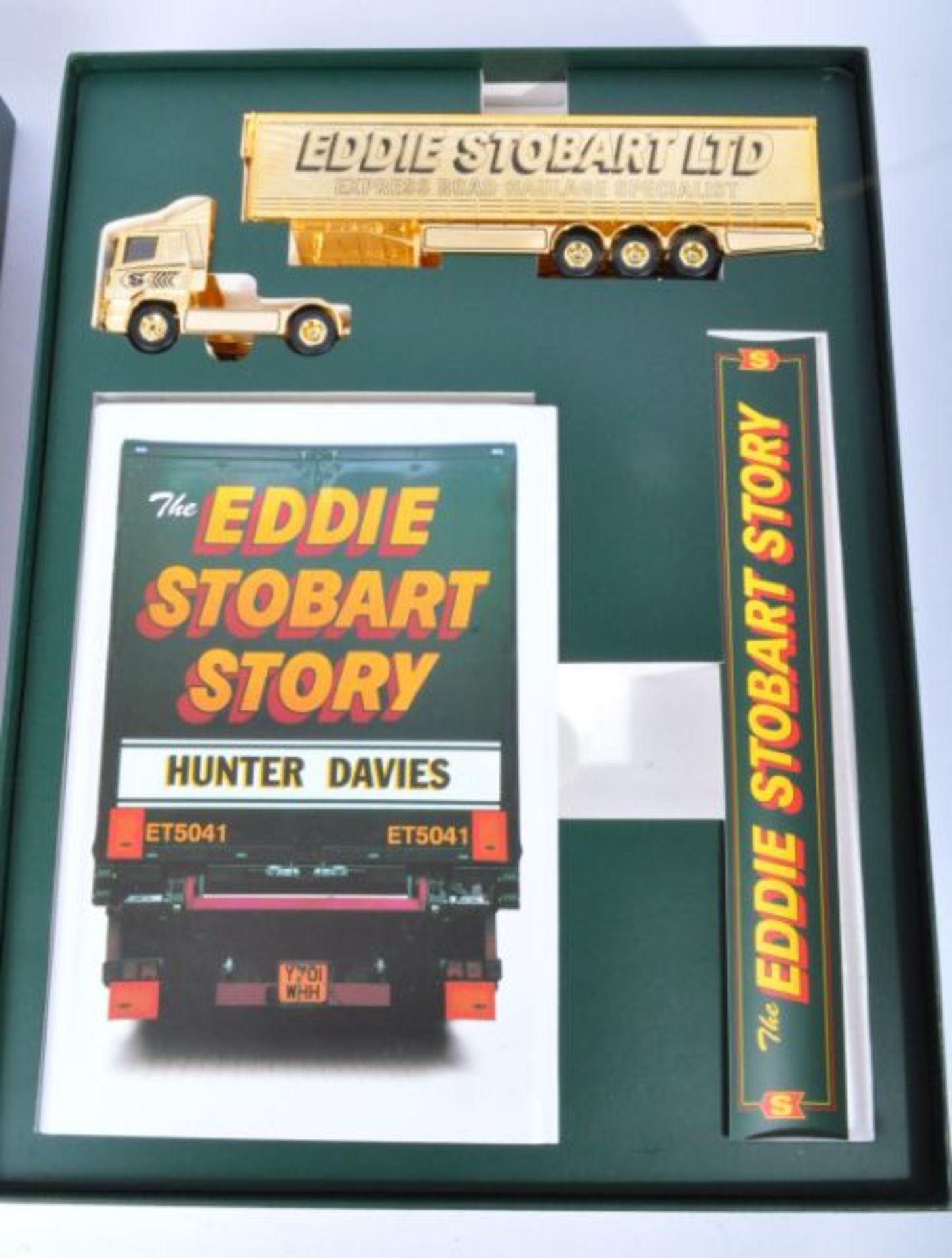 ORIGINAL CORGI EDDIE STOBART STORY DIECAST BOX SET - Bild 2 aus 5