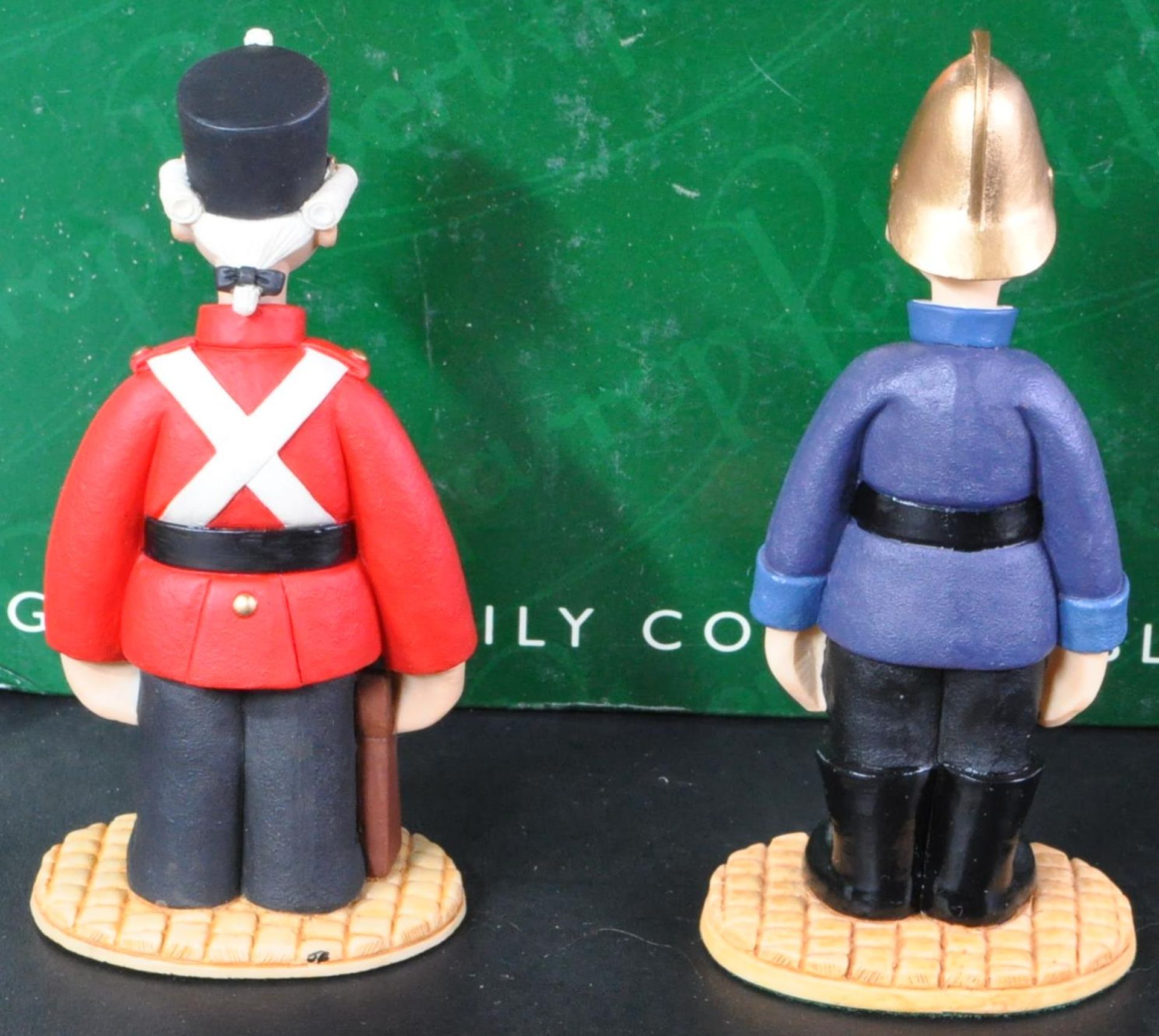 CAMBERWICK GREEN – ROBERT HARROP – FIGURINES / STATUES - Bild 3 aus 9