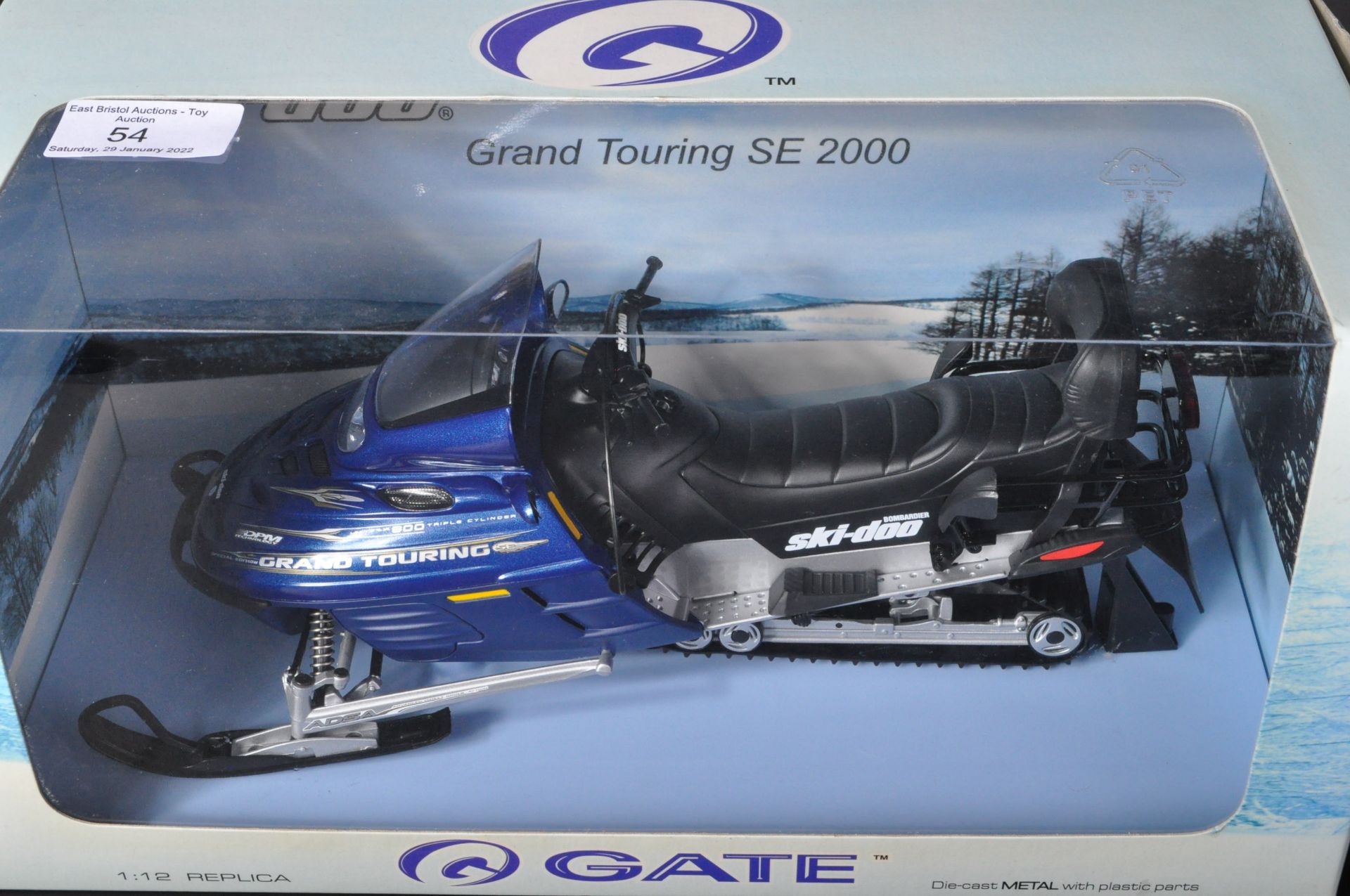 GATEWAY GLOBAL 1/12 SCALE DIECAST MODEL SKIMOBILE - Image 4 of 6