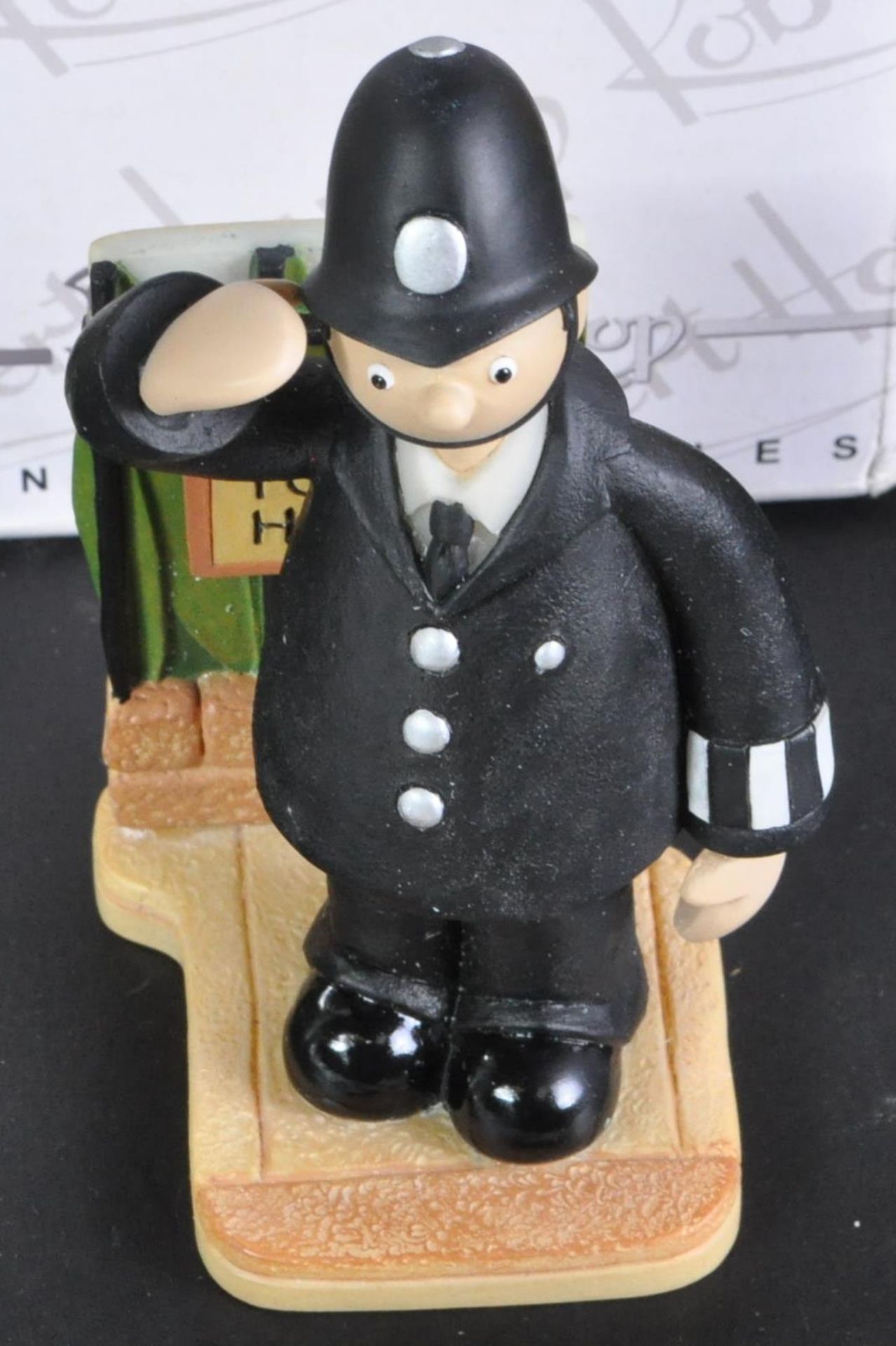 CAMBERWICK GREEN – ROBERT HARROP – FIGURINES / STATUES - Bild 9 aus 10