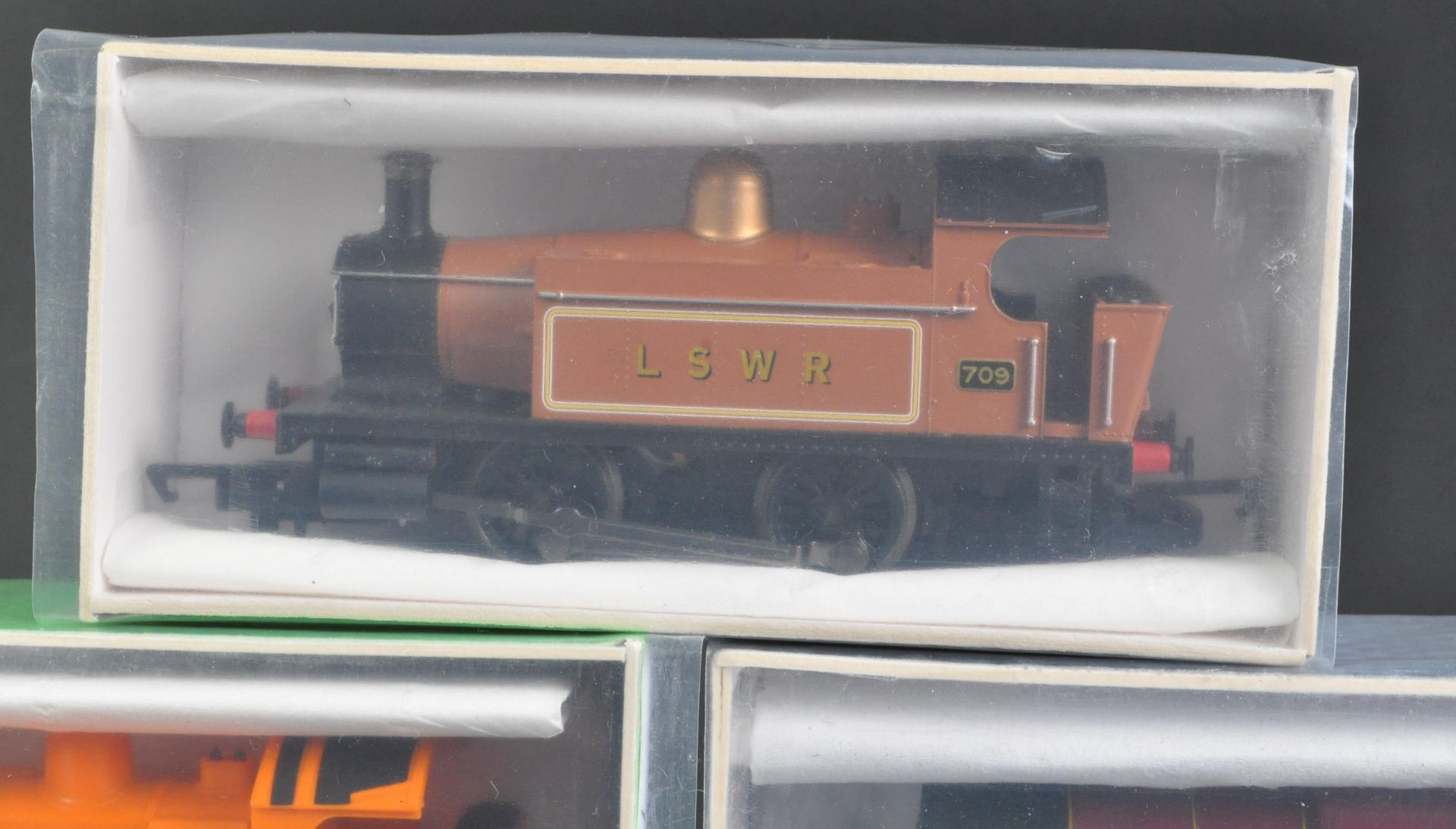 COLLECTION OF X5 HORNBY RECONDITIONED CLASS 101 TANK LOCOS - Image 2 of 6