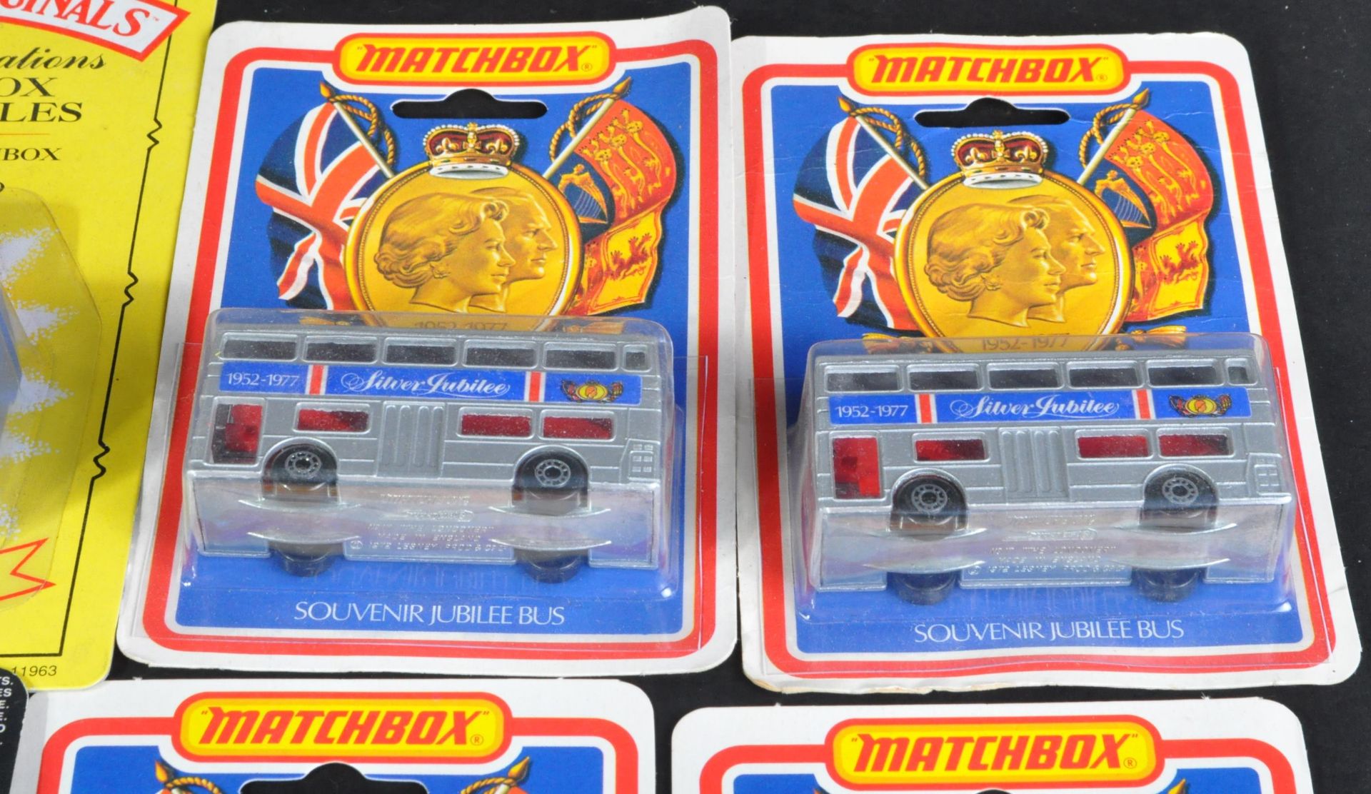 A collection of assorted vintage Mattel Hotwheels and Lesney Matchbox diecast models to include; x2 - Bild 5 aus 6