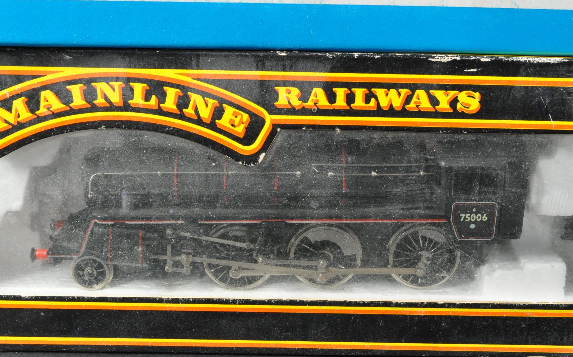 TWO ORIGINAL PALITOY MAINLINE & AIRFIX 00 GAUGE LOCOMOTIVES - Bild 5 aus 6