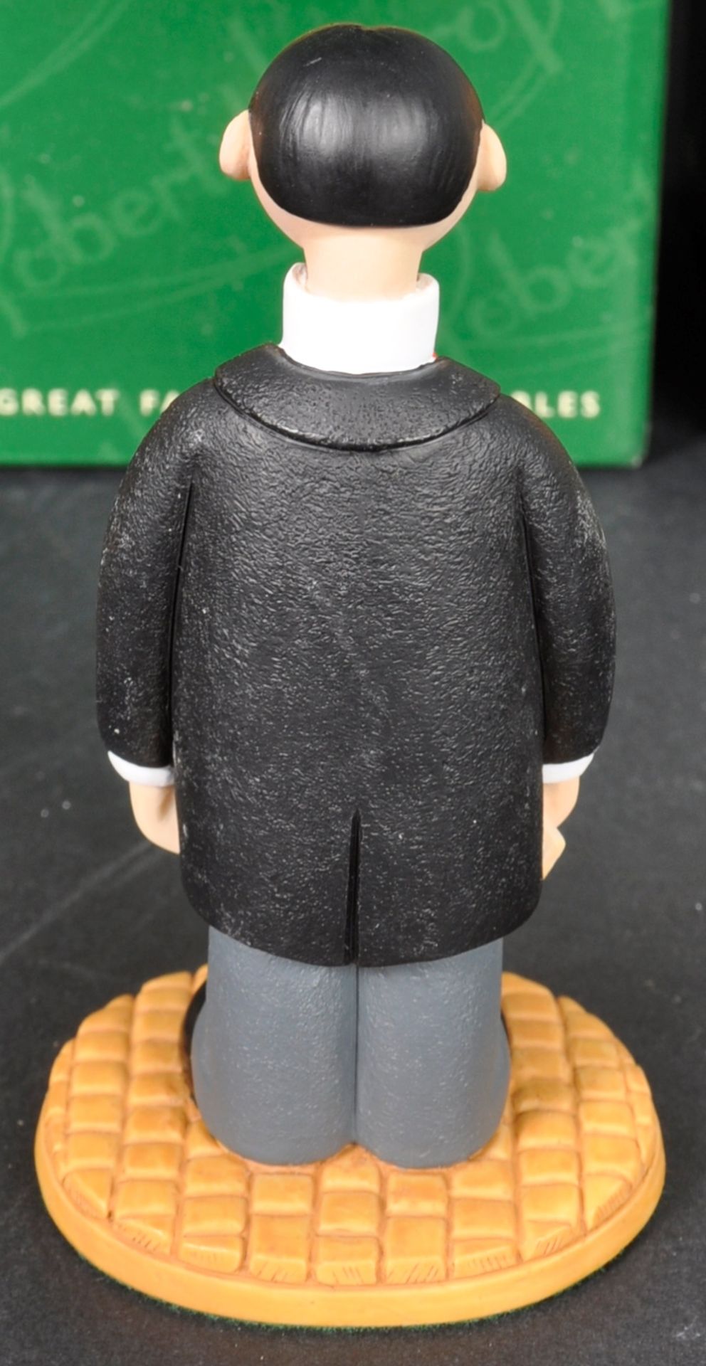 CAMBERWICK GREEN – ROBERT HARROP – FIGURINES / STATUES - Bild 6 aus 19