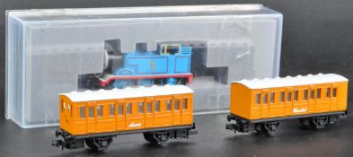 VINTAGE THOMAS THE TANK ENGINE LOCOMOTIVE AND CARRIAGES