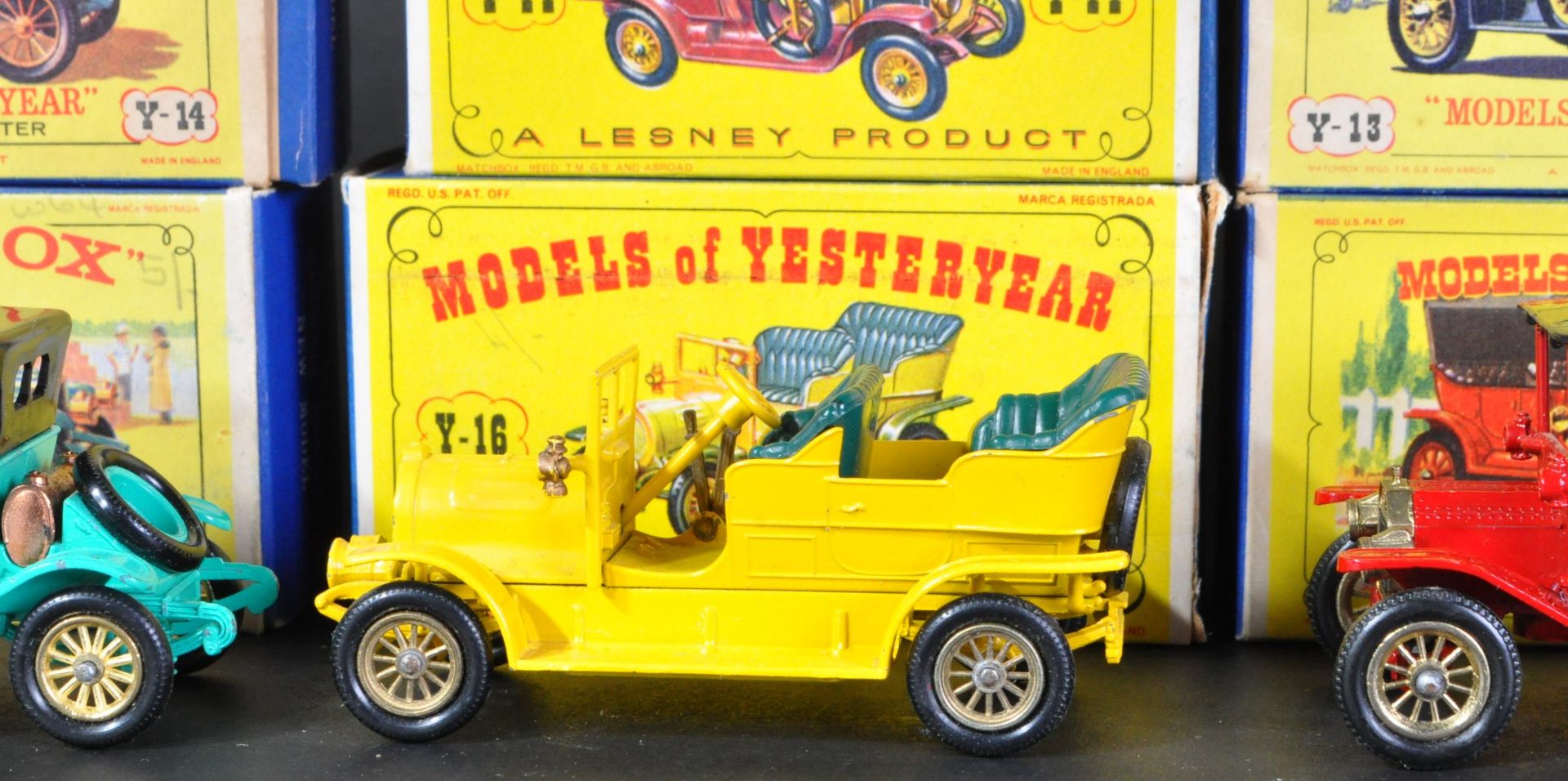 COLLECTION OF VINTAGE LESNEY MATCHBOX MODELS OF YESTERYEAR DIECAST - Bild 5 aus 6