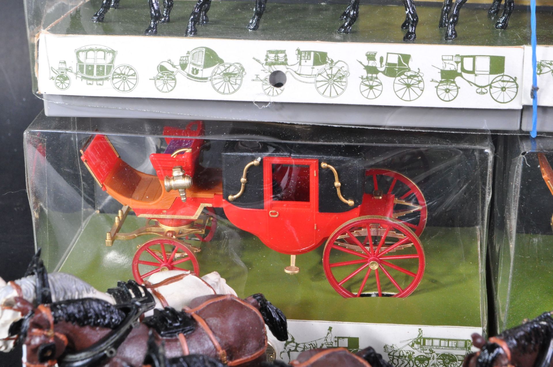 VINTAGE BRUMM 1/43 SCALE HORSE DRAWN CARRIAGES & BRITAIN'S HORSES - Image 6 of 6