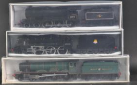 COLLECTION OF X3 ASSORTED HORNBY 00 GAUGE LOCOMOTIVES