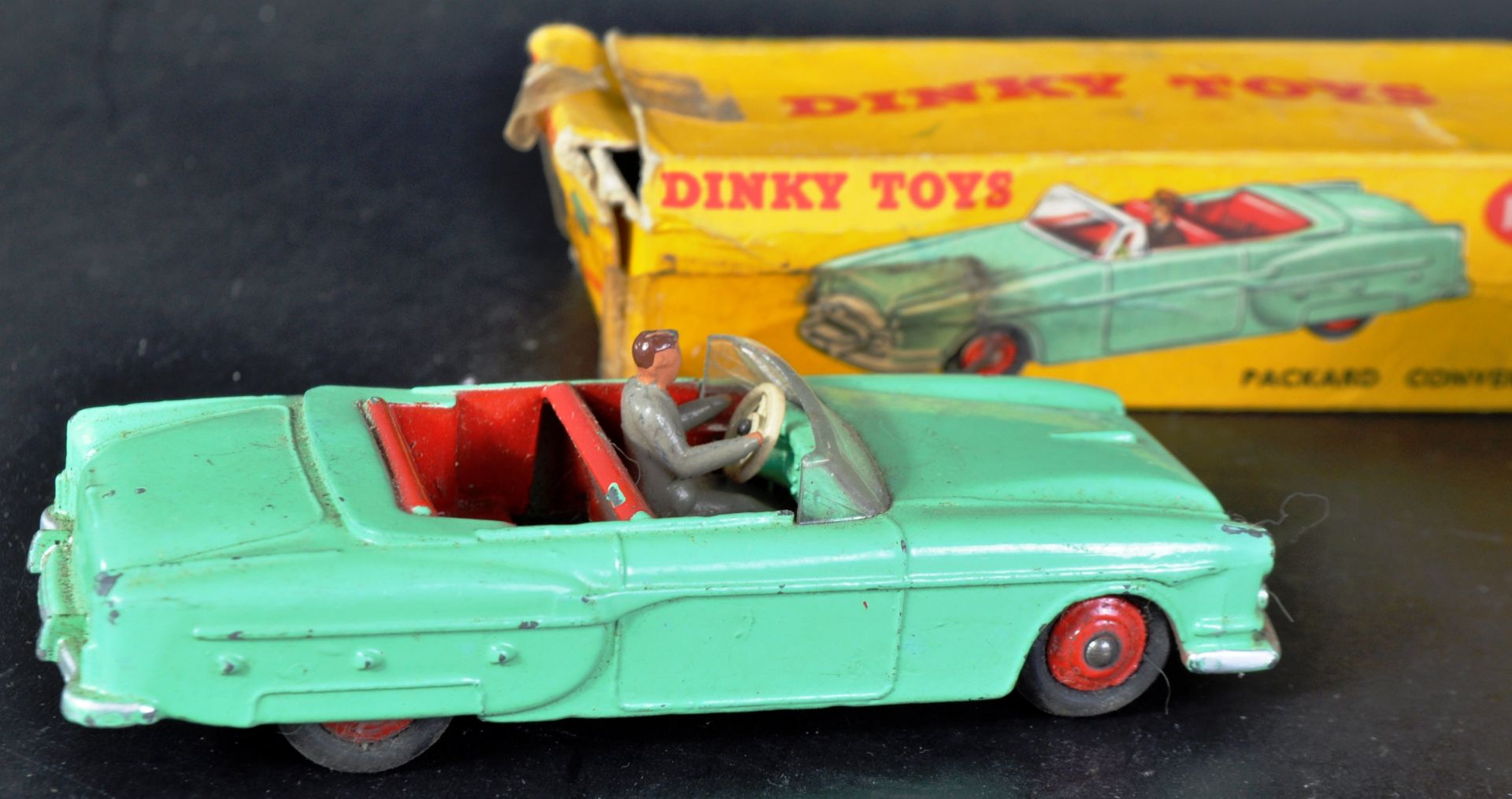 TWO ORIGINAL VINTAGE DINKY TOYS BOXED DIECAST MODEL CARS - Bild 2 aus 7