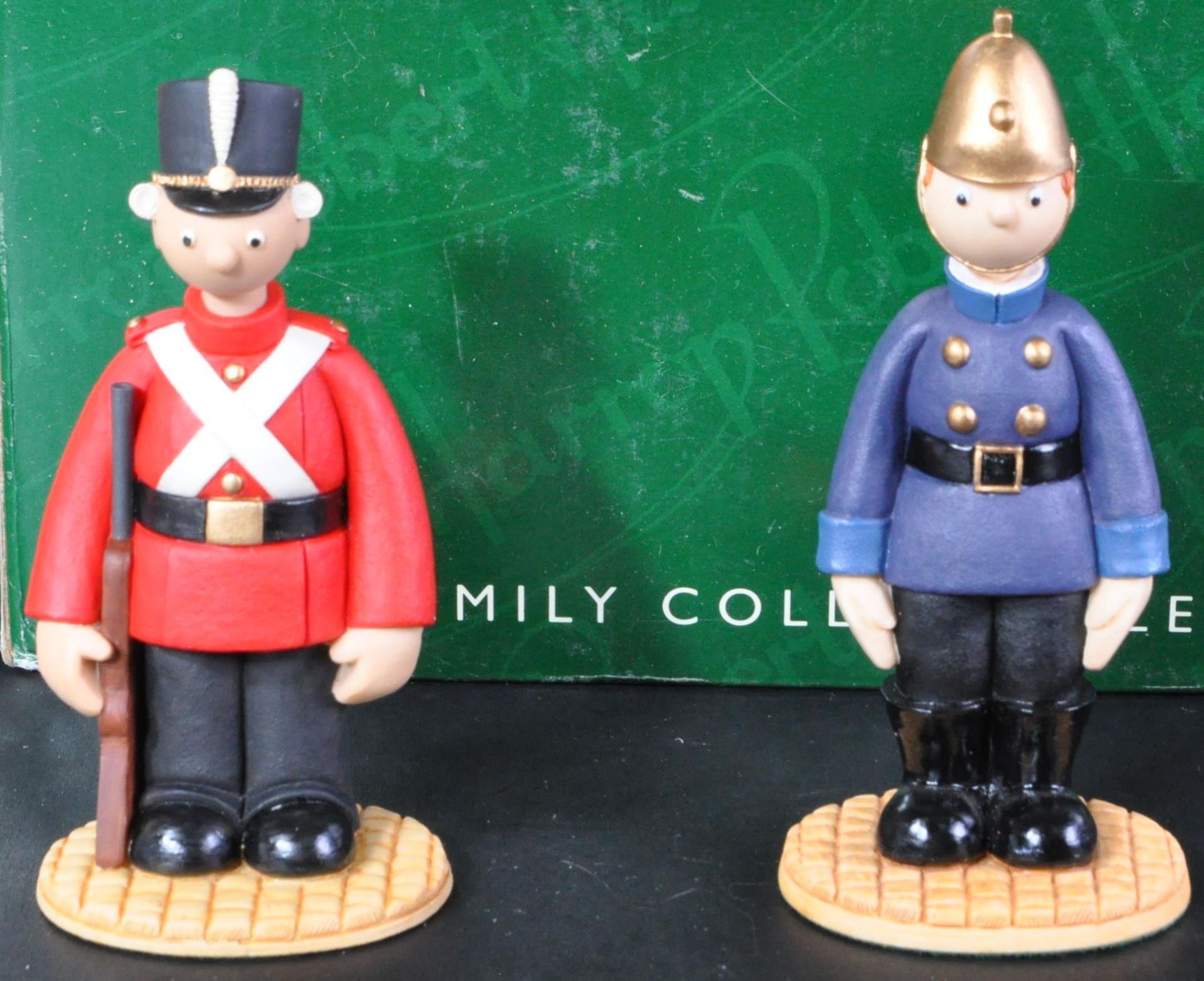 CAMBERWICK GREEN – ROBERT HARROP – FIGURINES / STATUES - Bild 2 aus 9