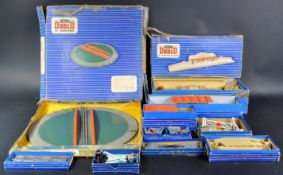 COLLECTION OF ASSORTED HORNBY DUBLO TRACKSIDE ACCESSORIES