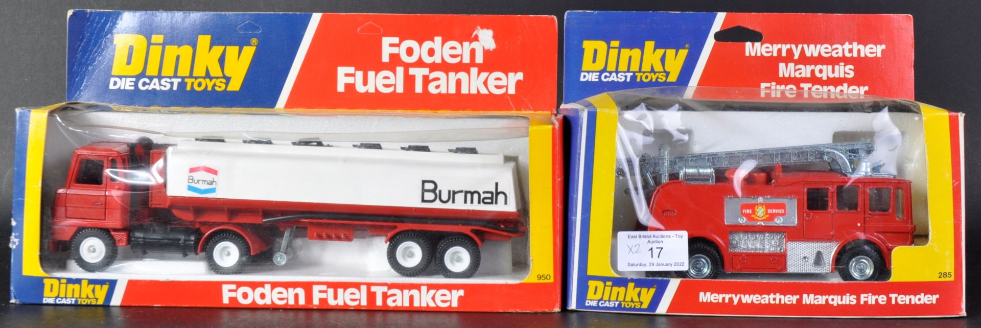 TWO VINTAGE DINKY TOYS BOXED DIECAST MODELS