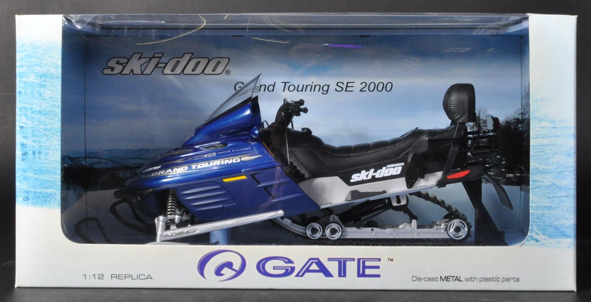 GATEWAY GLOBAL 1/12 SCALE DIECAST MODEL SKIMOBILE