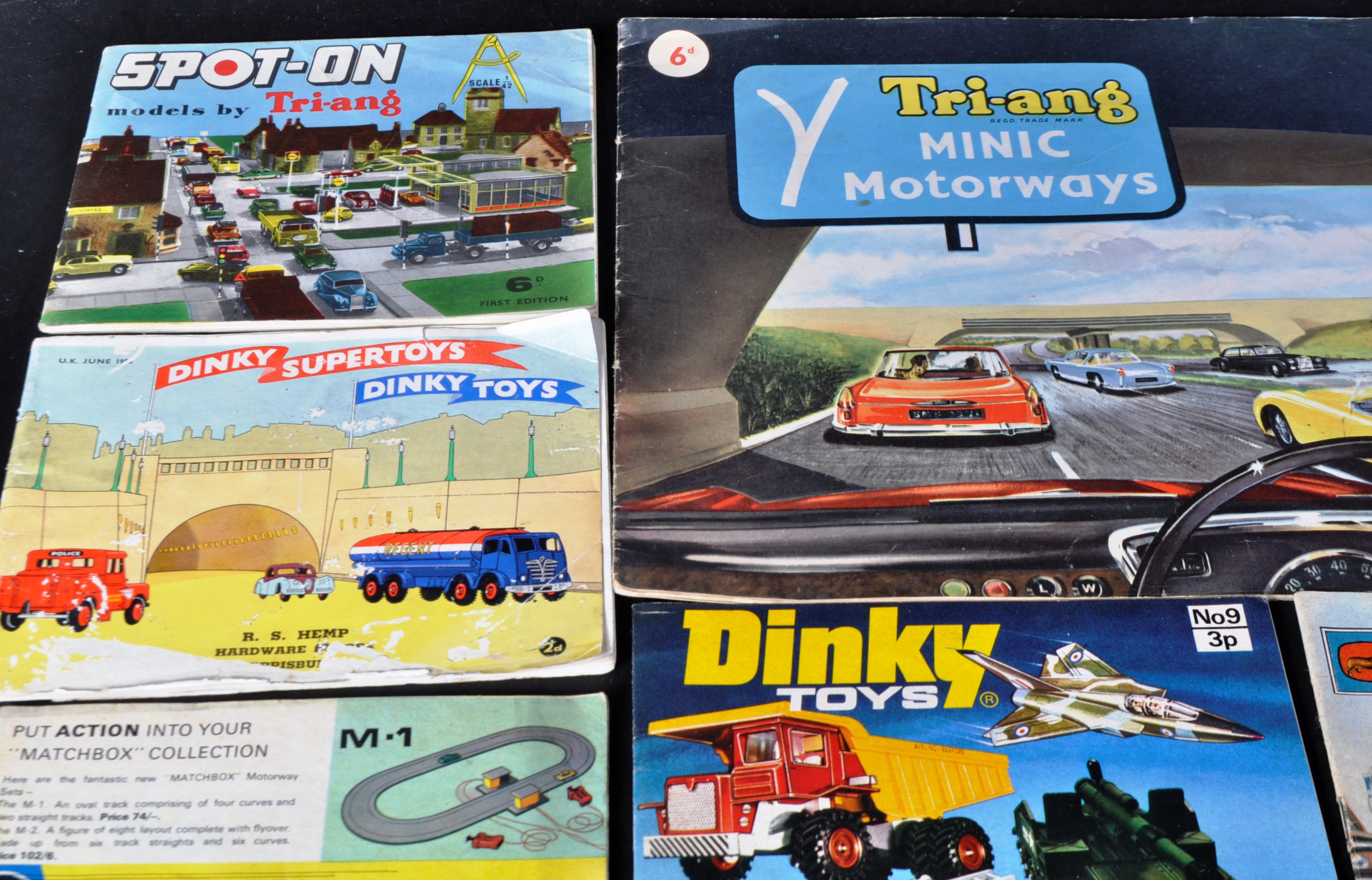 COLLECTION OF VINTAGE DIECAST COLLECTOR CATALOGUES & MAGAZINES - Image 2 of 8