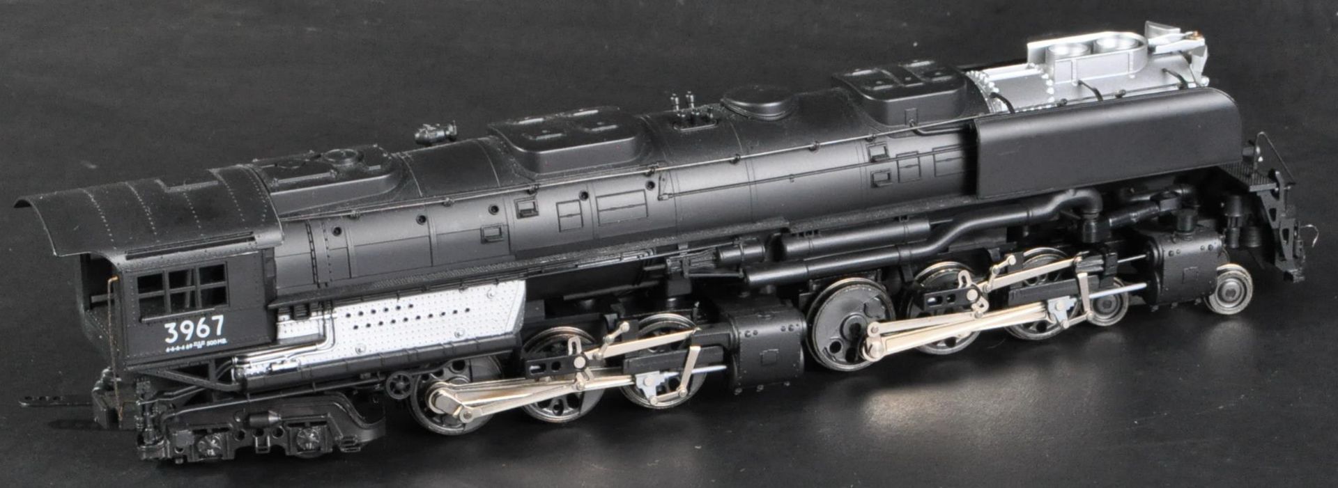 RIVAROSSI HO / 00 GAUGE MODEL RAILWAY LOCOMOTIVE ' UNION PACIFIC ' - Image 8 of 9