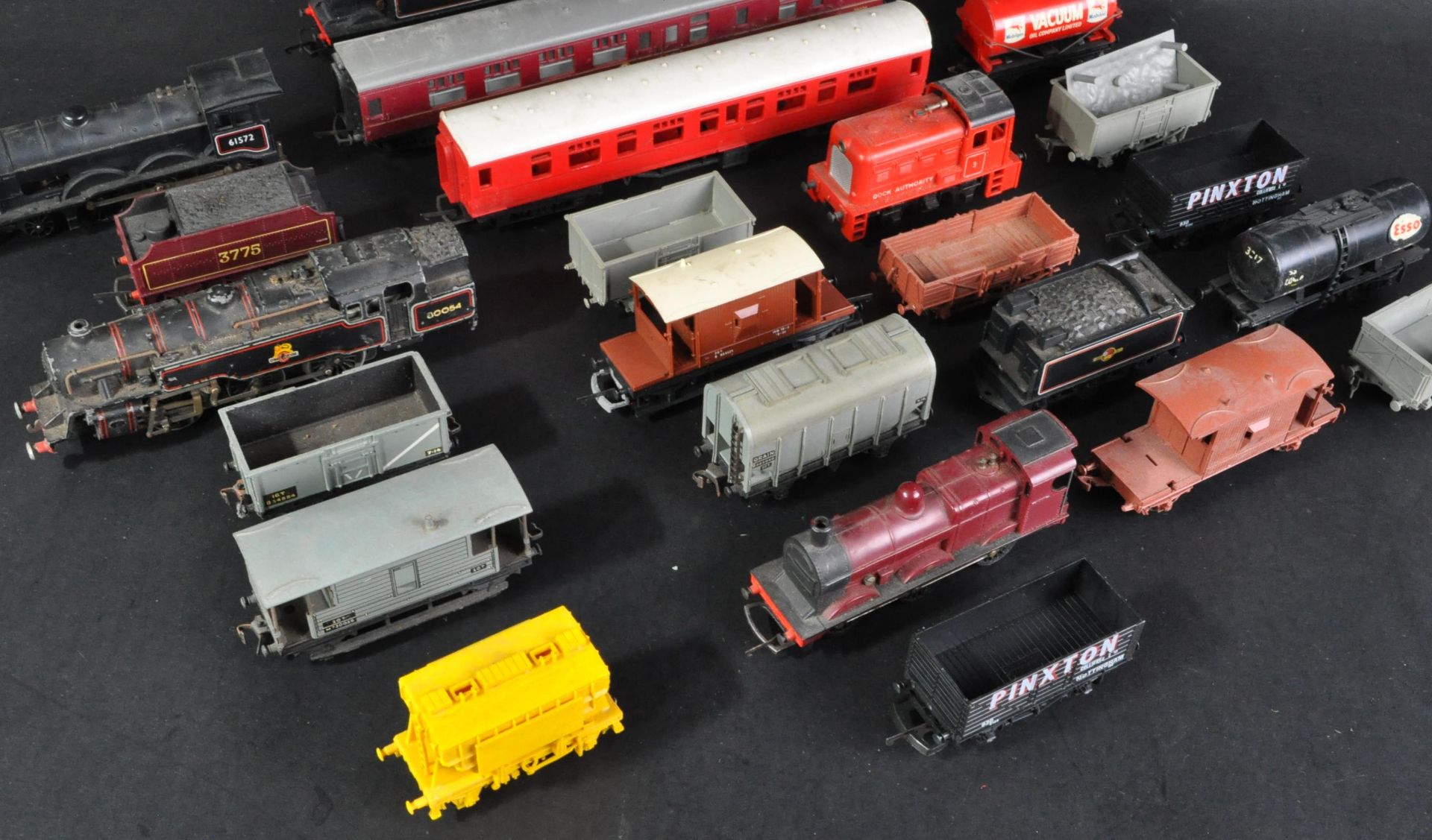 COLLECTION OF ASSORTED 00 GAUGE LOCOMOTIVES & ROLLING STOCK - Bild 3 aus 5