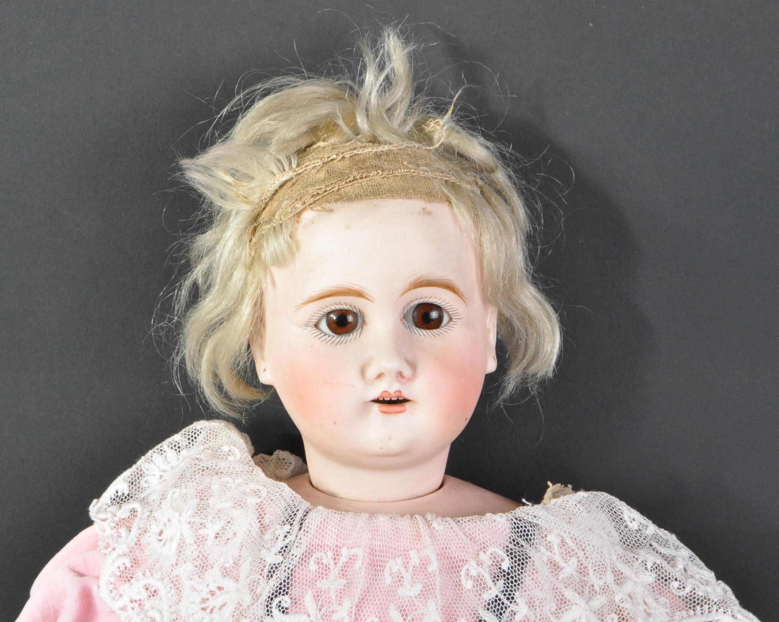 EARLY 20TH CENTURY FRENCH BISQUE HEADED DOLL - Image 4 of 5