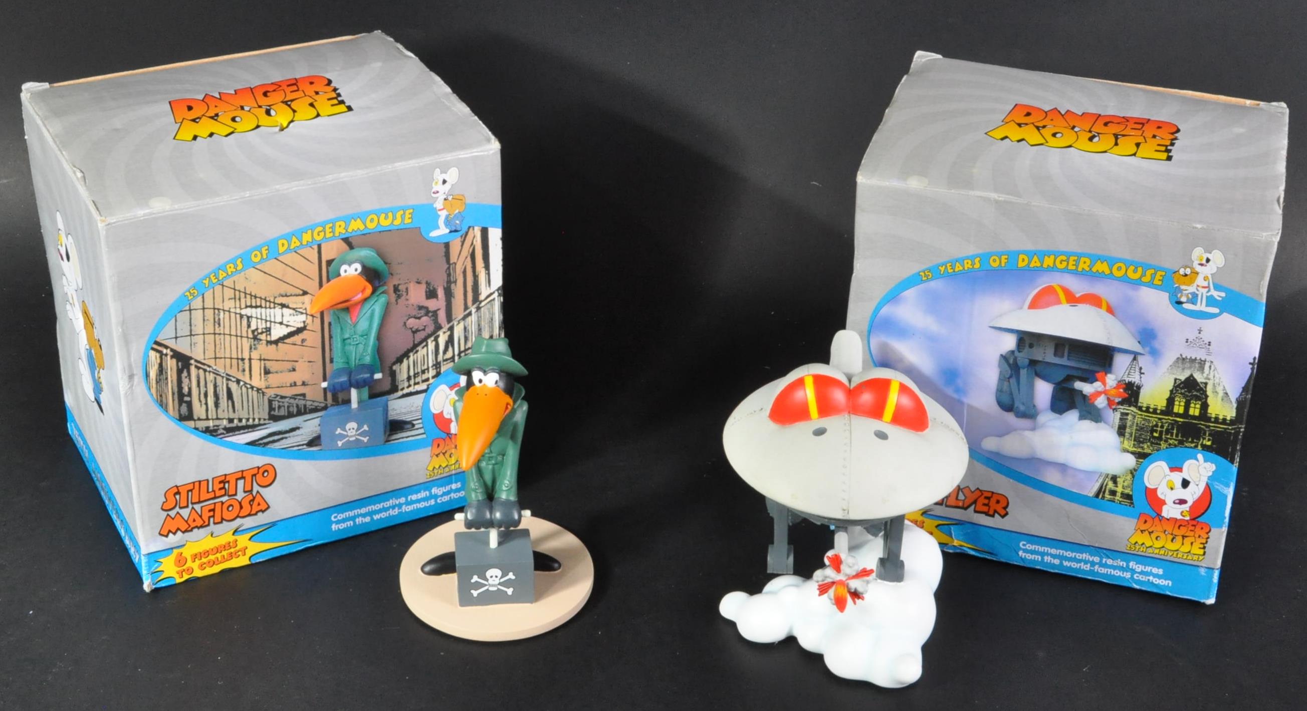 DANGER MOUSE - 25TH ANNIVERSARY COMMEMORATIVE FIGURES - Image 2 of 9