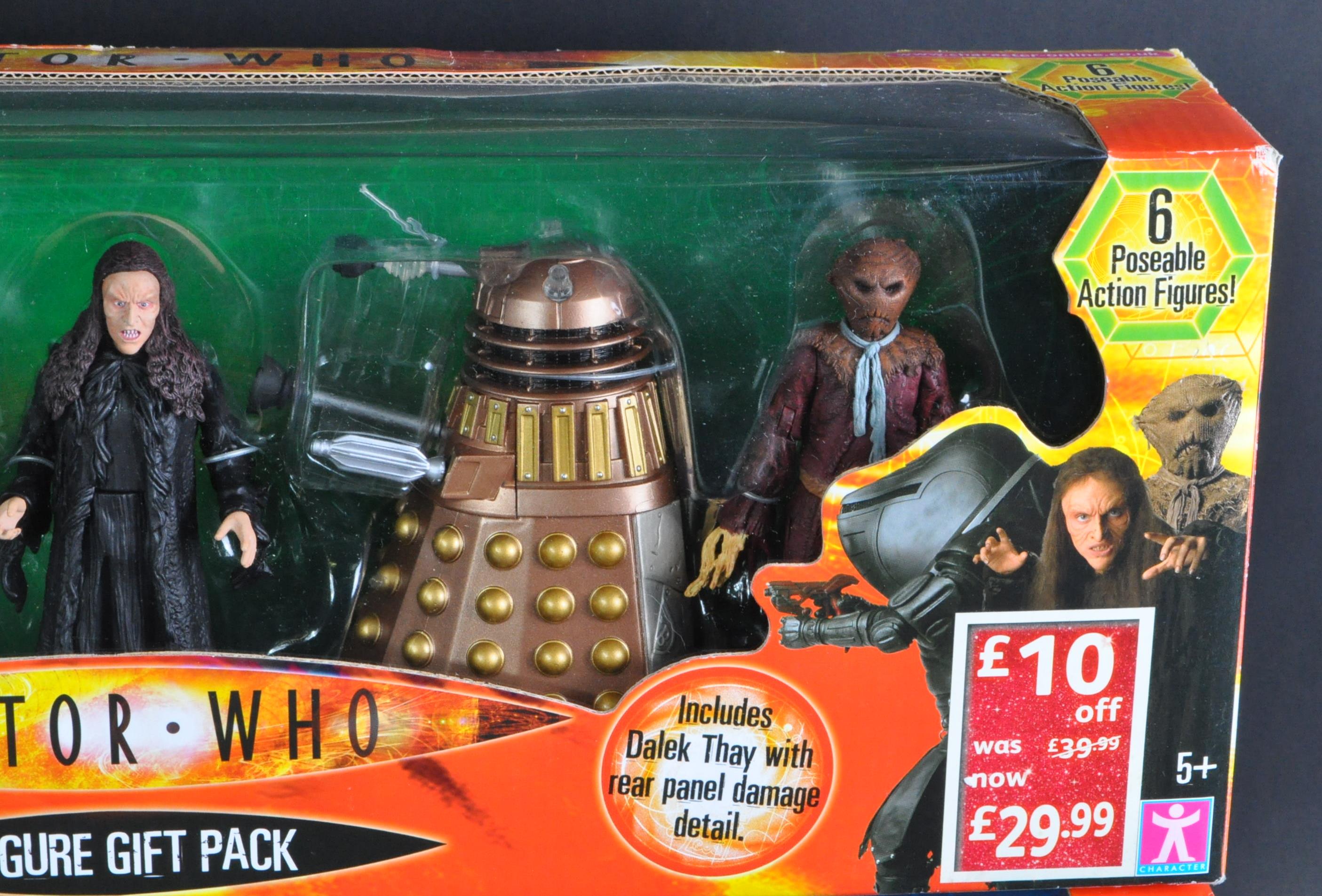 DOCTOR WHO - CHARACTER OPTIONS - TWO 6 FIGURE GIFT PACK ACTION FIGURES - Image 4 of 7
