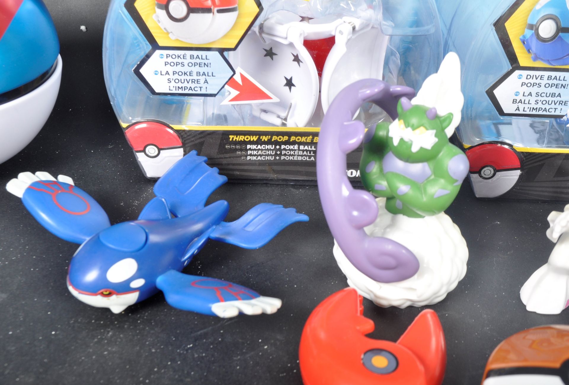 POKEMON - SELECTION OF TOY FIGURES AND OTHERS - Bild 4 aus 7