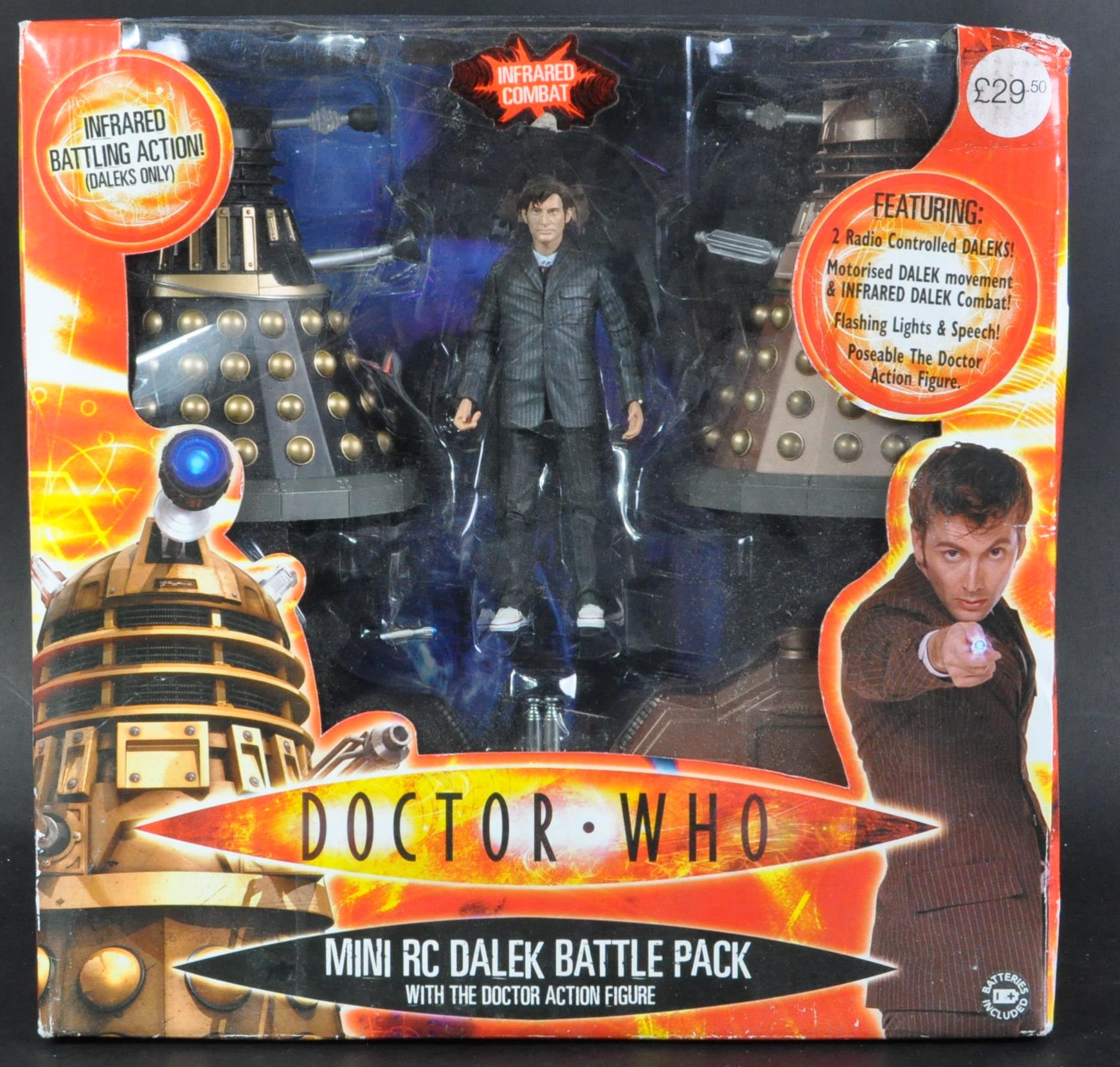 DOCTOR WHO - CHARACTER OPTIONS - MINI RC DALEK BATTLE PACK