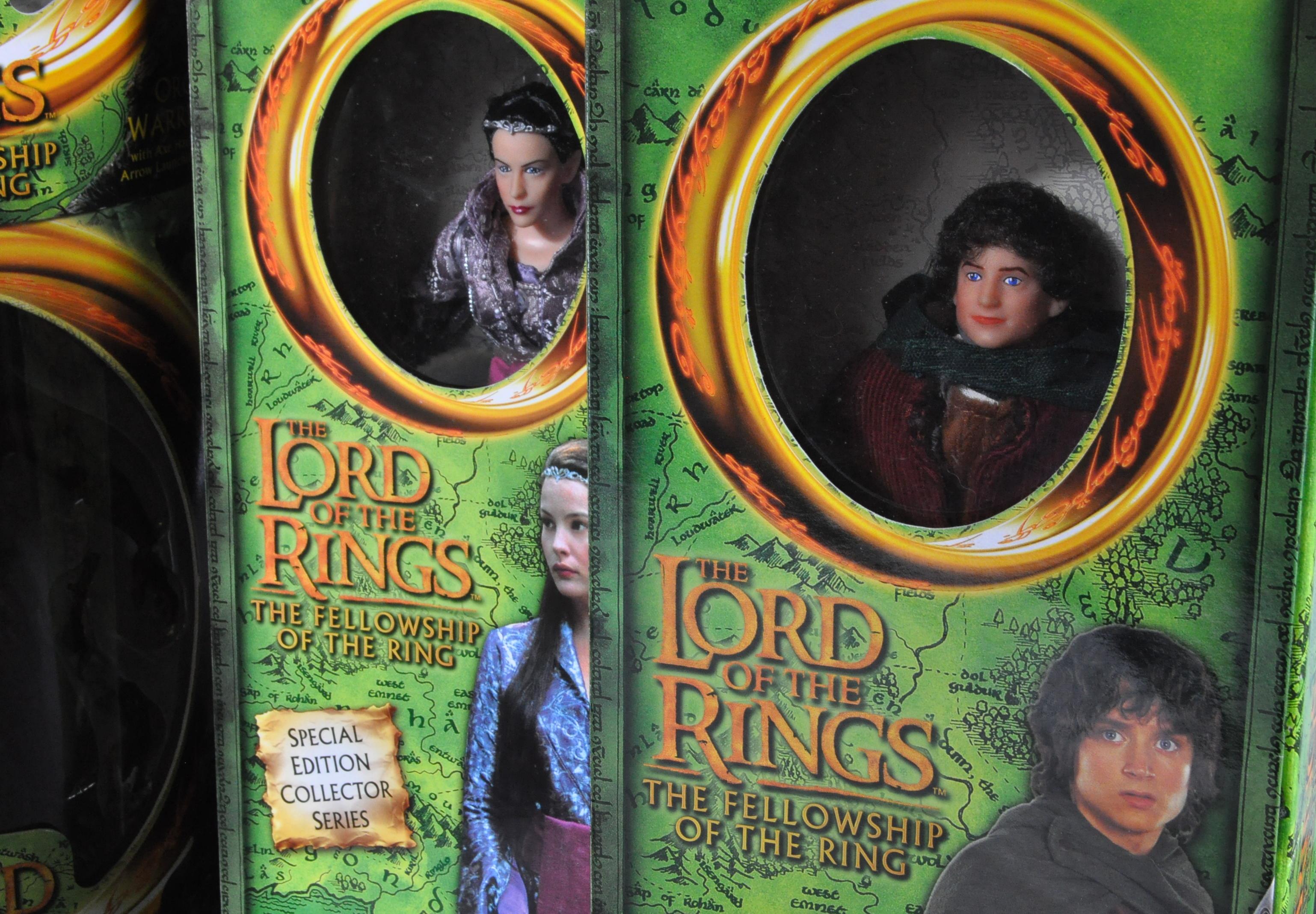 COLLECTION OF TOY BIZ LORD OF THE RINGS ACTION FIGURES - Image 3 of 5