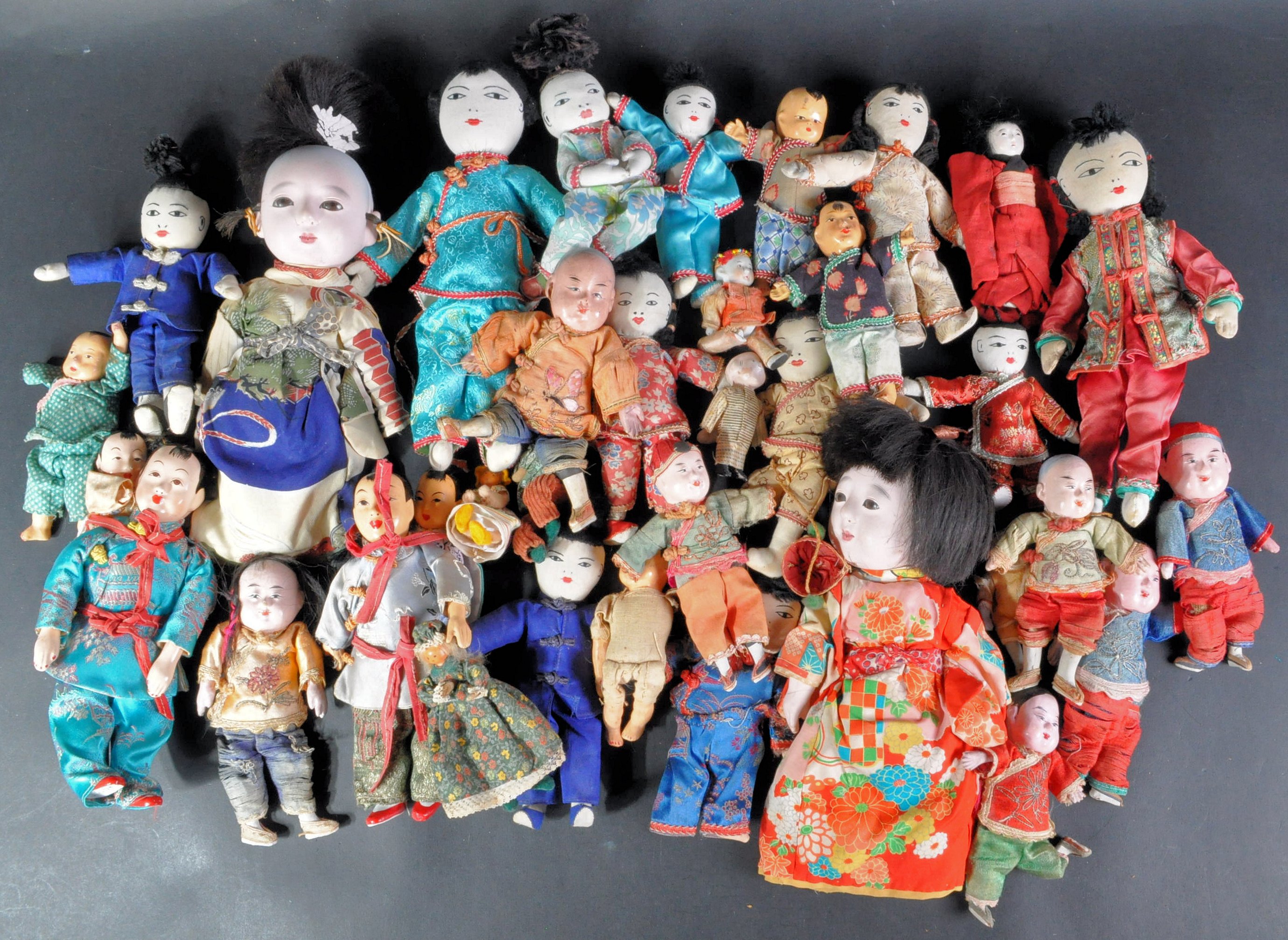 LARGE COLLECTION OF ASSORTED ORIENTAL DOLLS