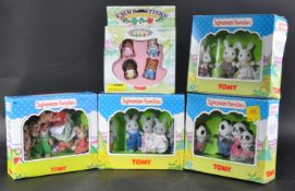 COLLECTION OF BOXED VINTAGE SYLVANIAN FAMILIES FIGURES