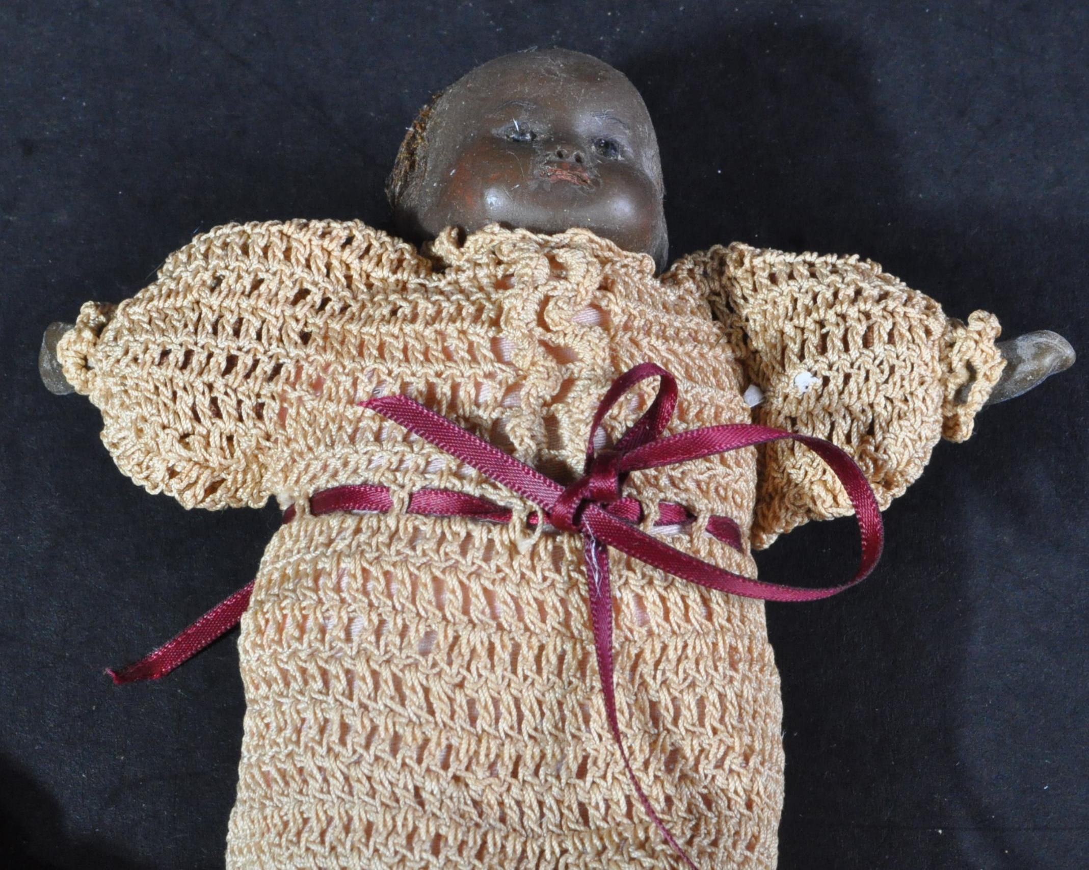 TWO EARLY 20TH CENTURY WAX AFRICAN DOLLS / DOLLIES - Image 4 of 5