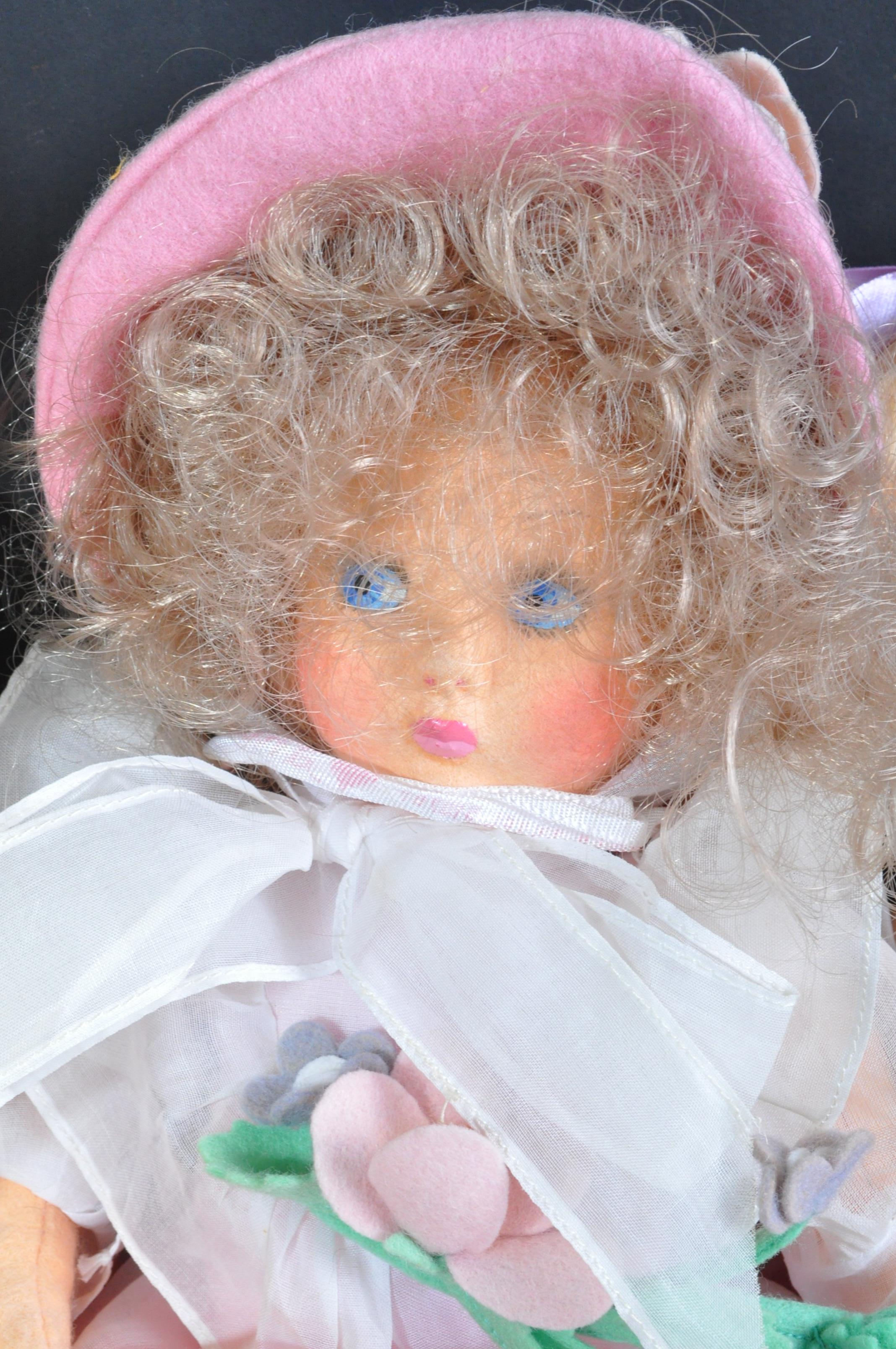 BEARS & DOLLS - A COLLECTION OF VINTAGE DOLLS & TEDDY BEAR - Image 5 of 6