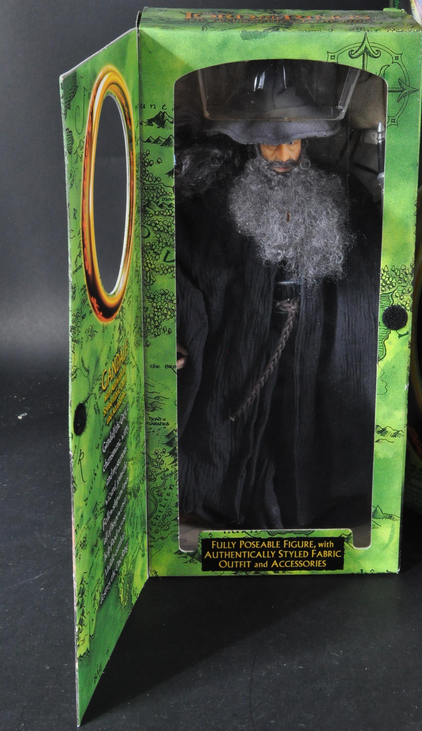 COLLECTION OF TOY BIZ LORD OF THE RINGS ACTION FIGURES - Image 2 of 5
