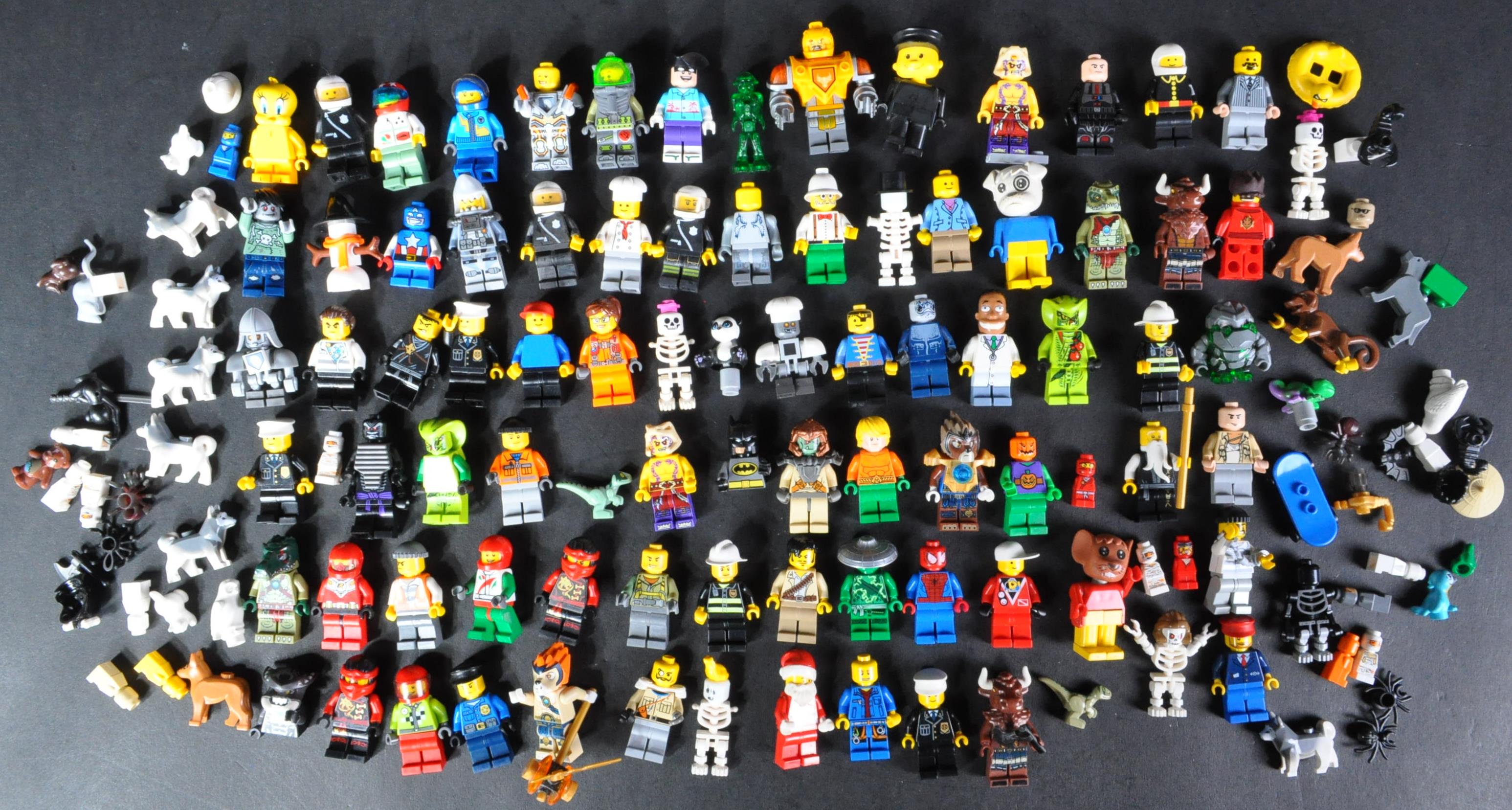 LARGE COLLECTION OF ASSORTED LEGO MINIFIGURES