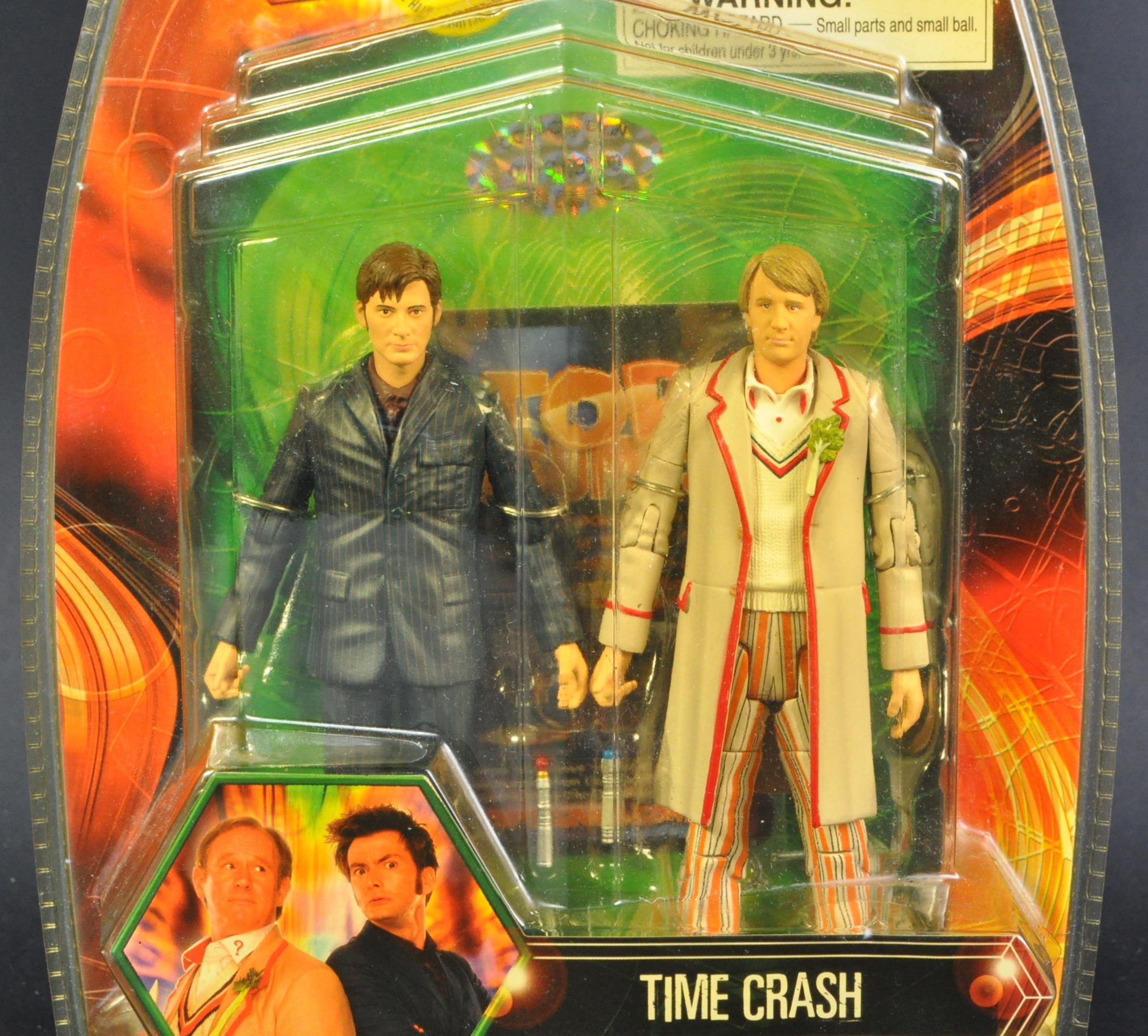 DOCTOR WHO - CHARACTER OPTIONS - SDCC EXCLUSIVE ' TIME CRASH ' FIGURE - Image 2 of 4