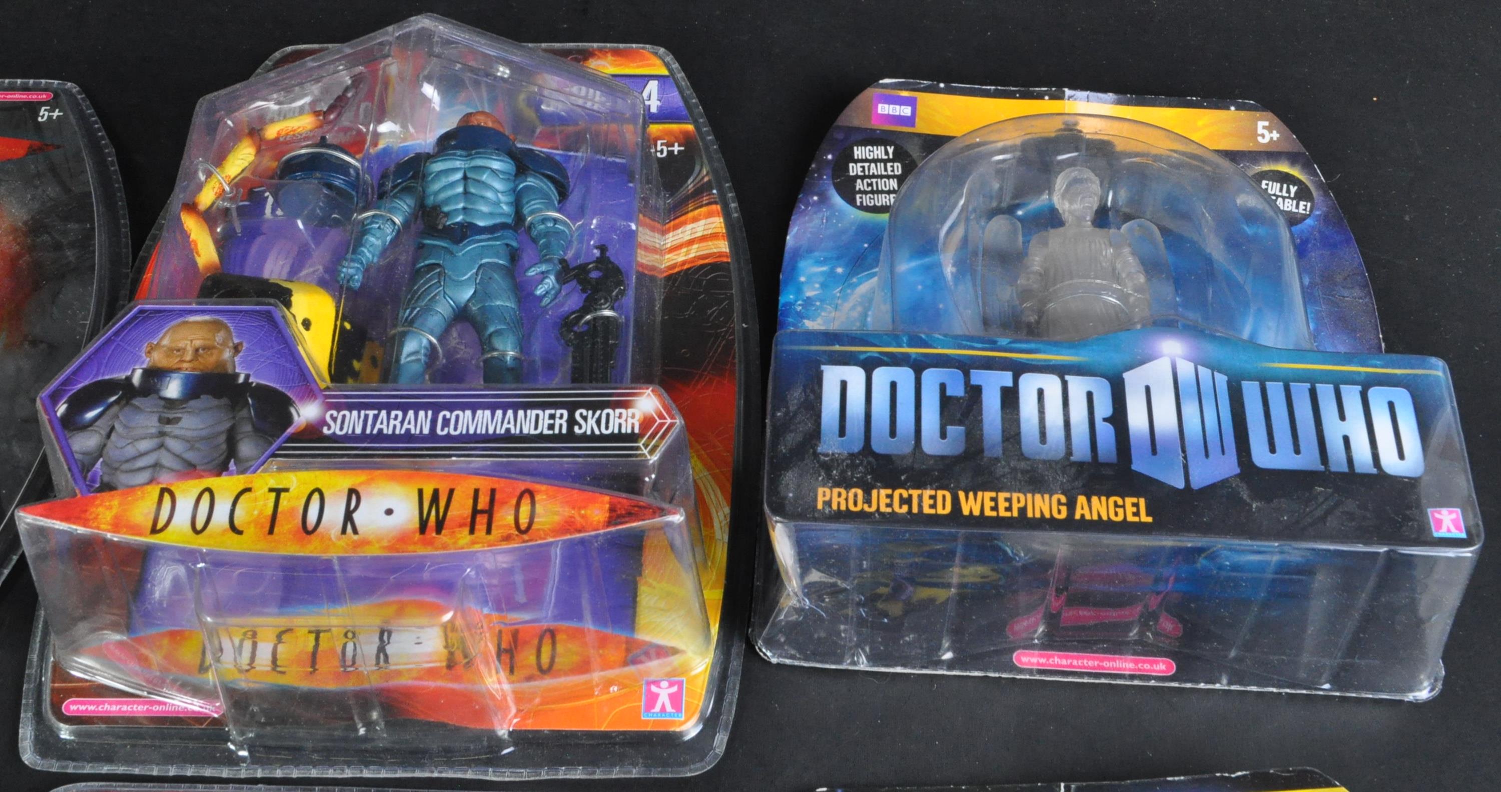 DOCTOR WHO - CHARACTER OPTIONS - COLLECTION OF ACTION FIGURES - Image 7 of 8