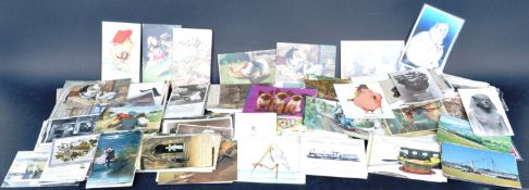 LARGE COLLECTION OF APPROXIMATELY 200 POSTCARDS