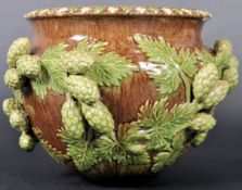 19TH CENTURY RYE POTTERY HOP DECORATED BOWL