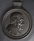 19TH CENTURY VICTORIAN CAST BRONZE PLAQUE OF WELLINGTON