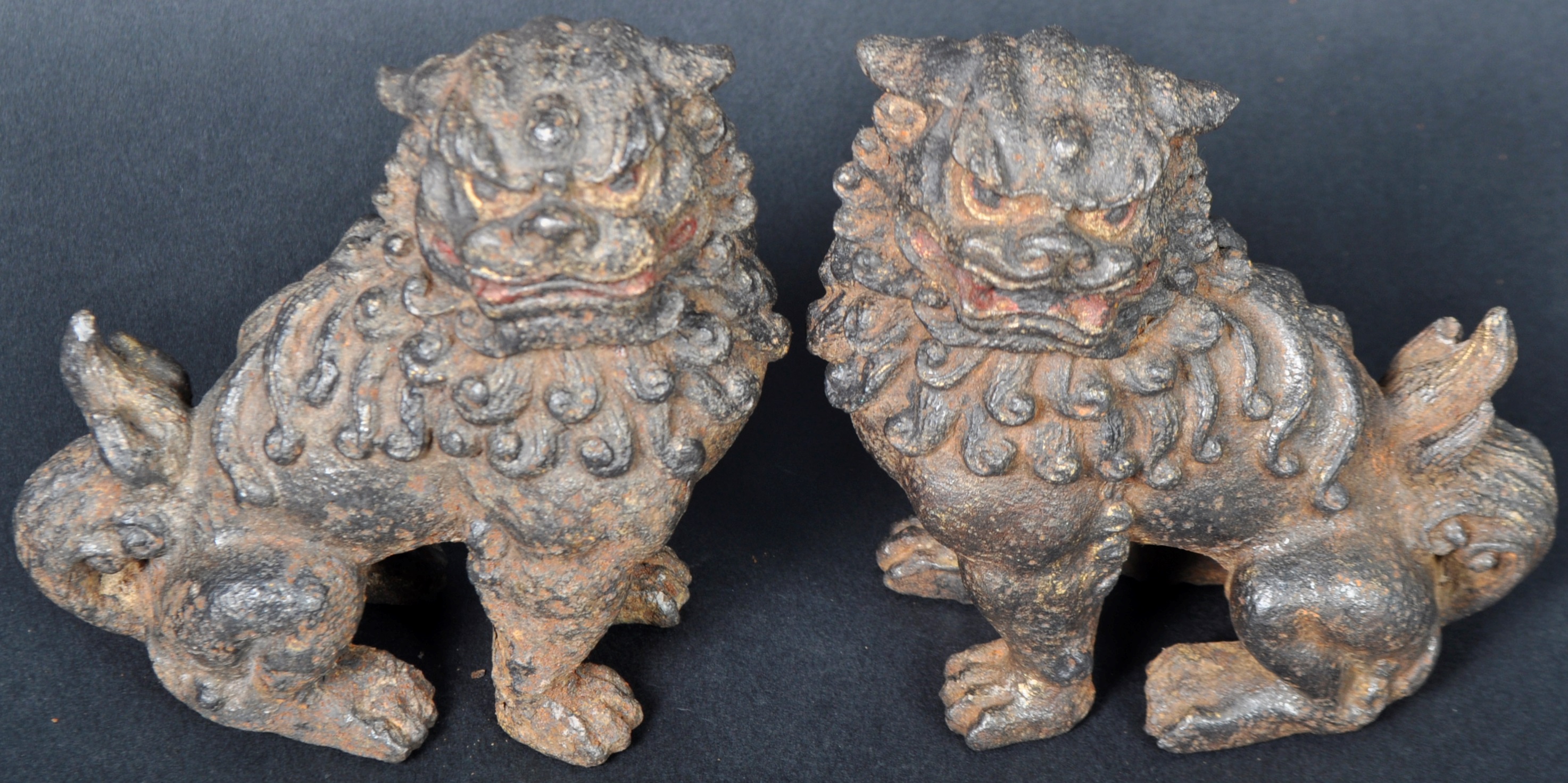 PAIR OF 19TH CENTURY CHINESE CAST METAL DOGS OF FO - Image 2 of 7