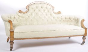 VICTORIAN 19TH CENTURY CHESTERFIELD SOFA SETTEE