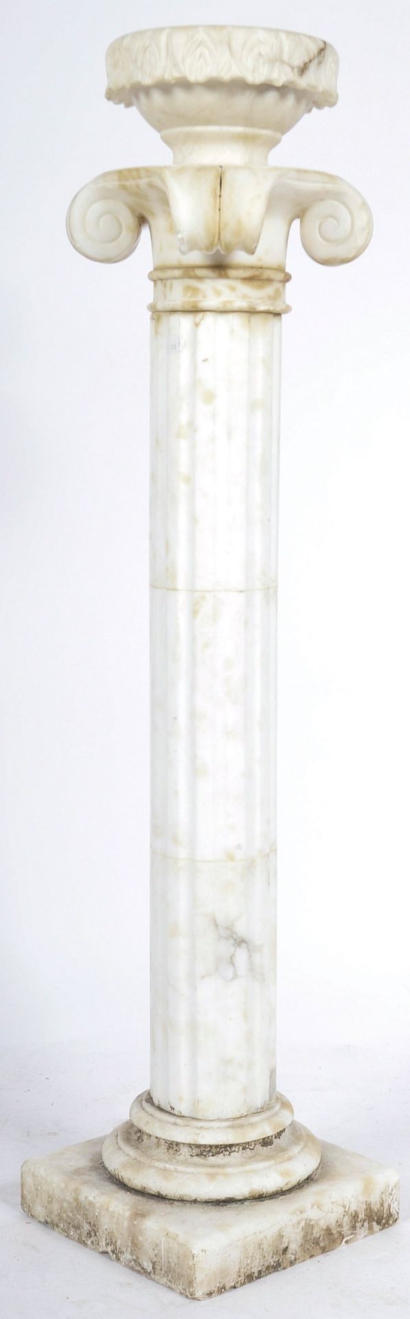 19TH CENTURY WHITE MARBLE COLUMN WITH BOWL