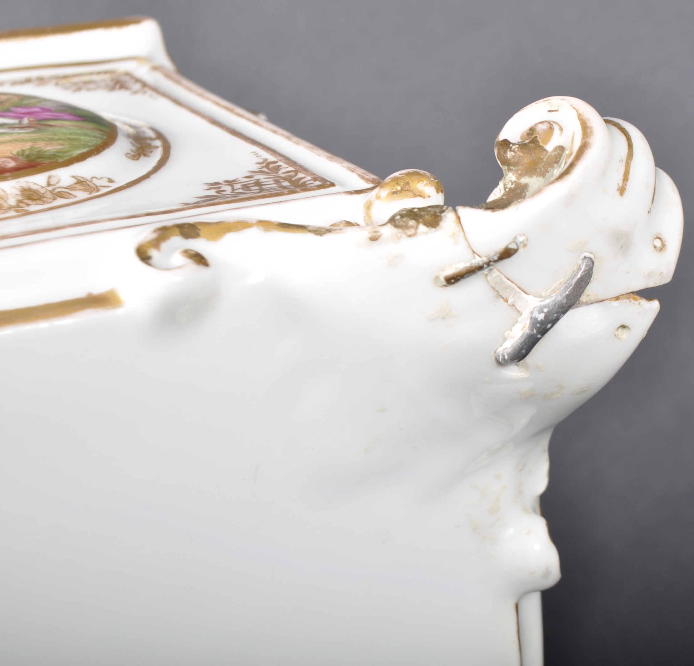 19TH CENTURY MEISSEN PORCELAIN PLANTER - Image 14 of 14