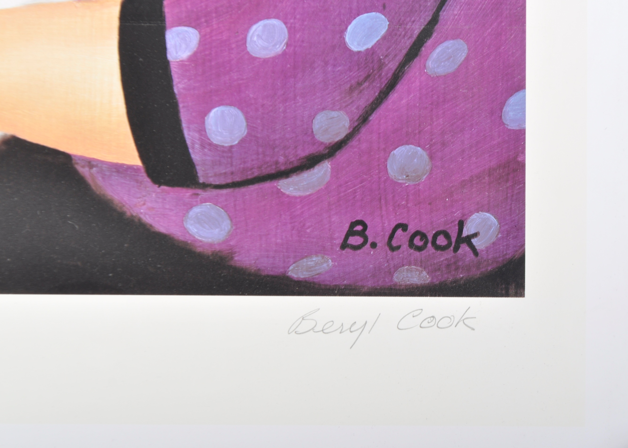 BERYL COOK (1926-2008) - DINING IN PARIS - SIGNED PRINT - Image 7 of 8