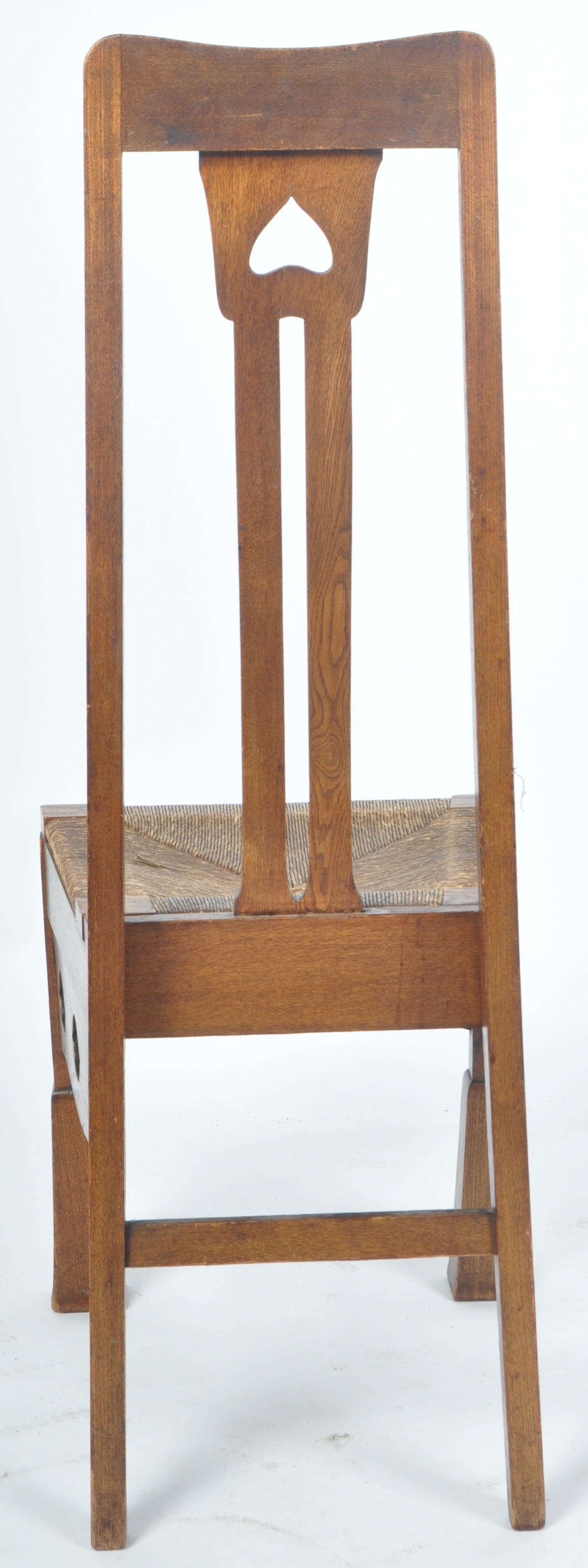 ATTRIBUTED TO VOYSEY - ARTS & CRAFTS SIDE CHAIR - Image 8 of 9