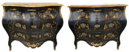PAIR OF EARLY 20TH CENTURY SERPENTINE BOMBE FORM COMMODE CHESTS