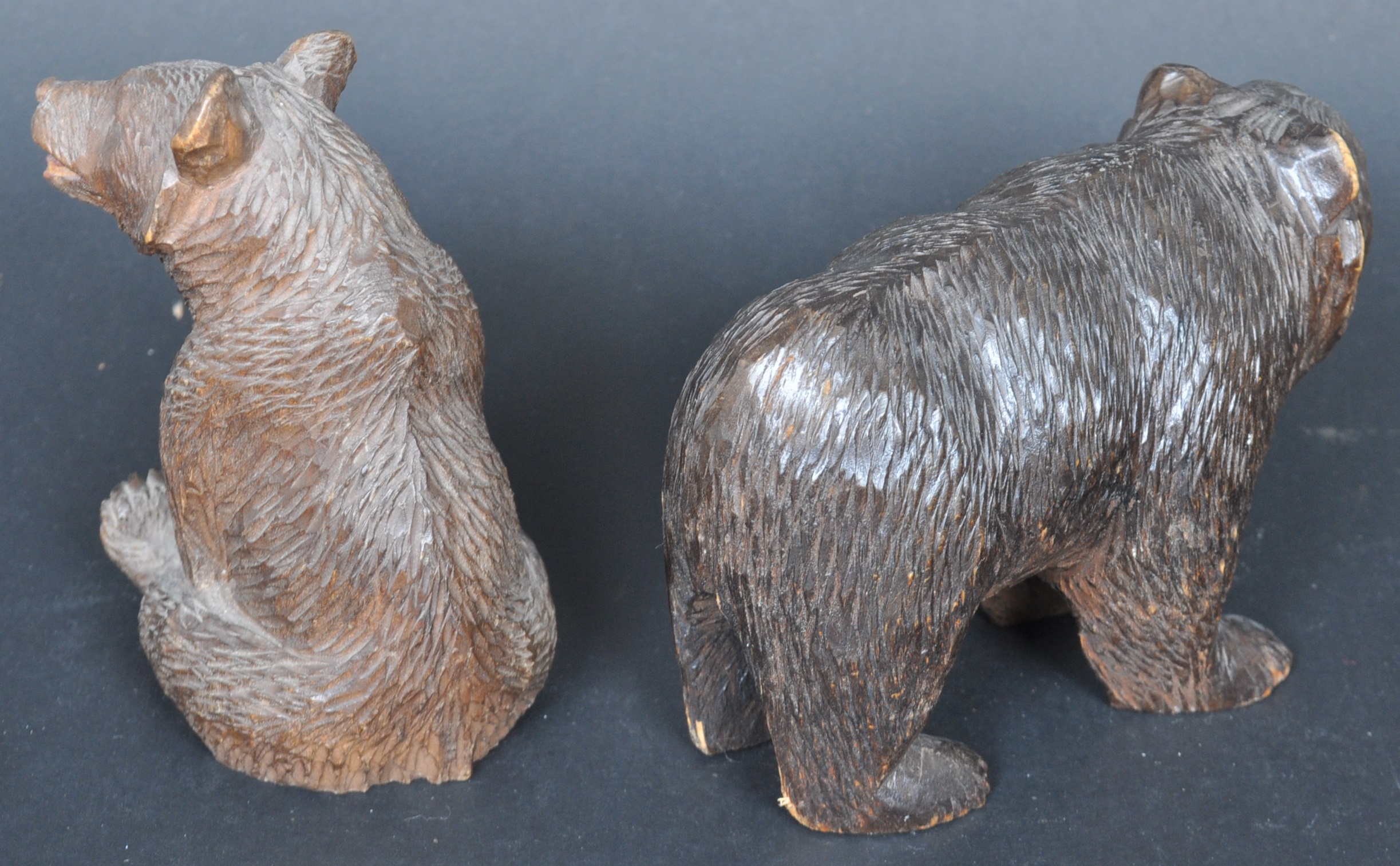 19TH CENTURY BLACK FOREST CARVED BEAR FIGURINES - Image 7 of 8