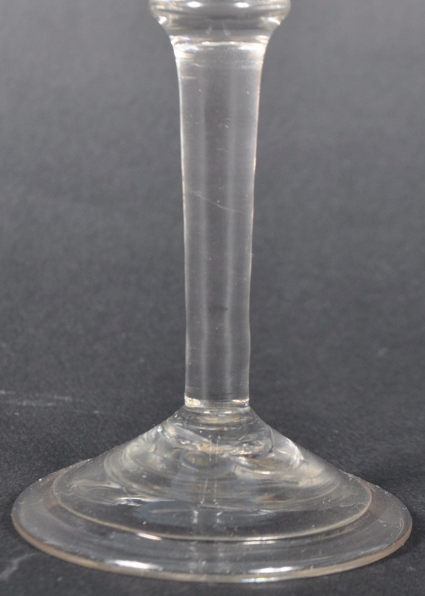 18TH CENTURY GEORGE III BALIUSTROID WINE GLASS - Image 4 of 5