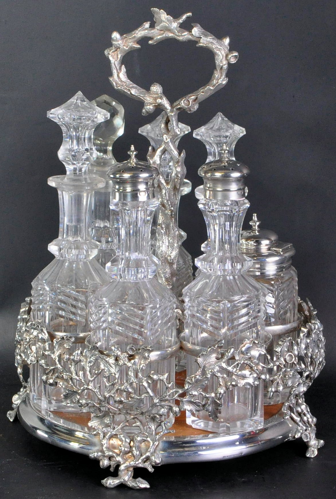 VICTORIAN ELKINGTON SILVER PLATED AND CUT GLASS CRUET SET