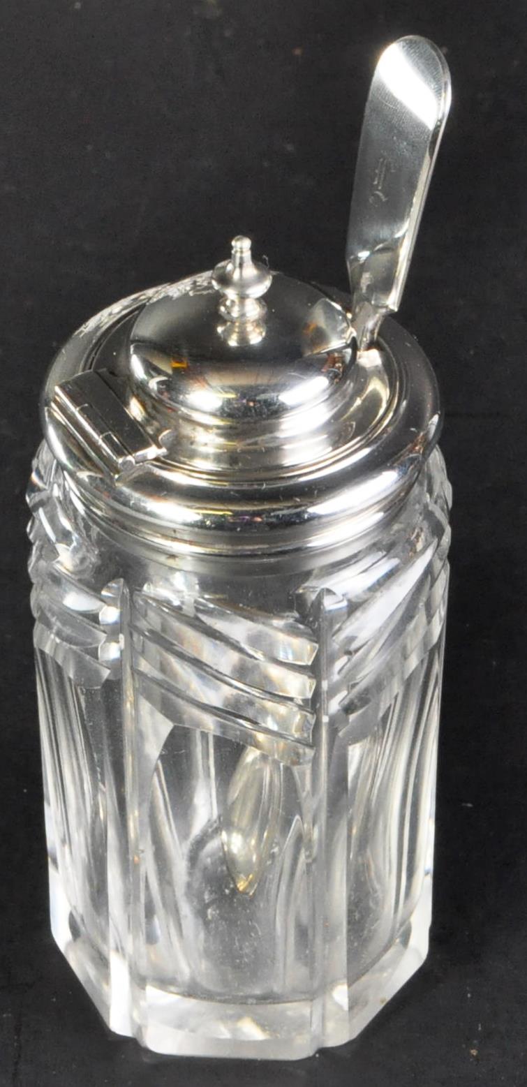 VICTORIAN ELKINGTON SILVER PLATED AND CUT GLASS CRUET SET - Image 5 of 7